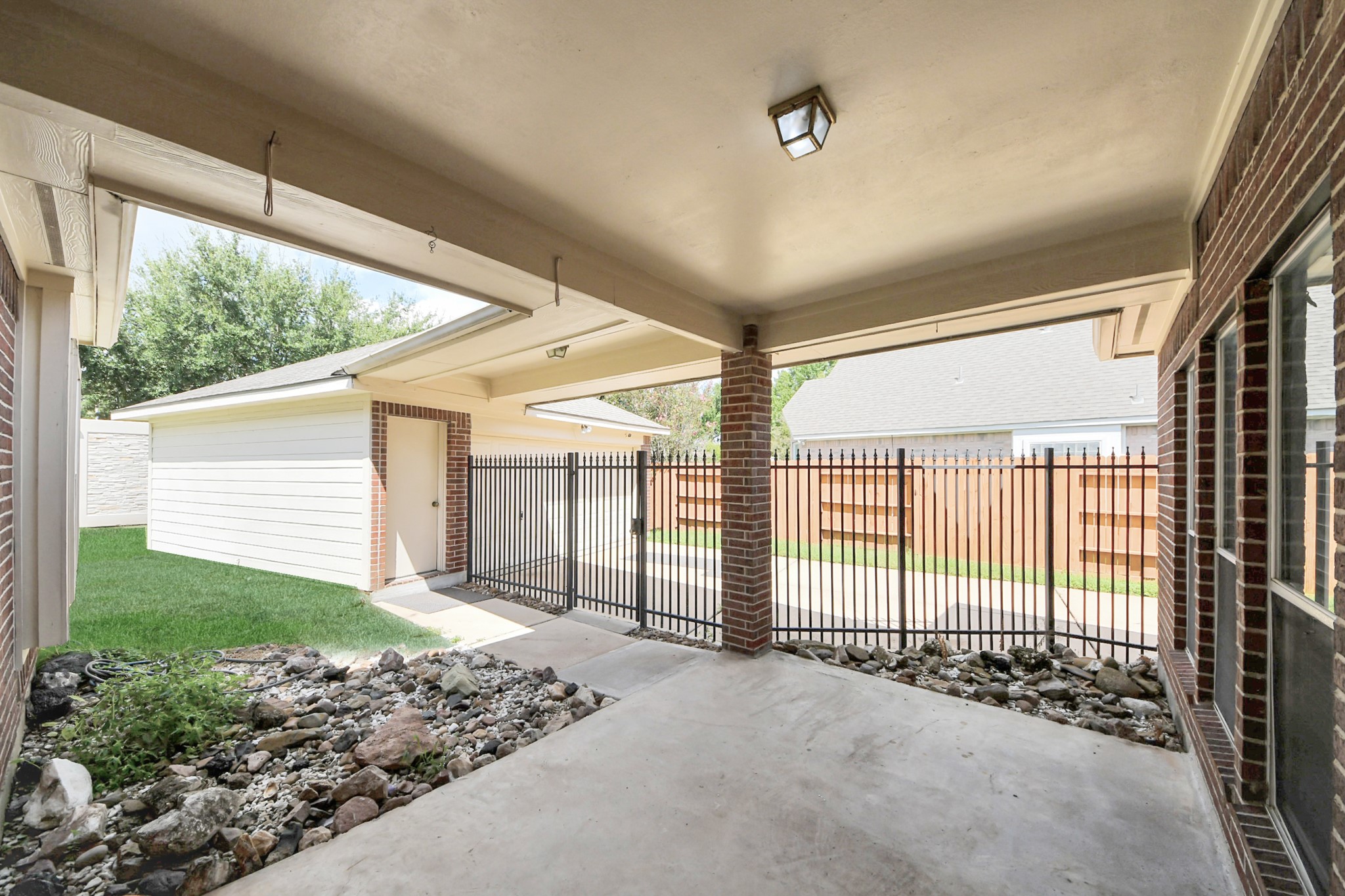 5815 Pheasant Ridge Lane Property Photo 5