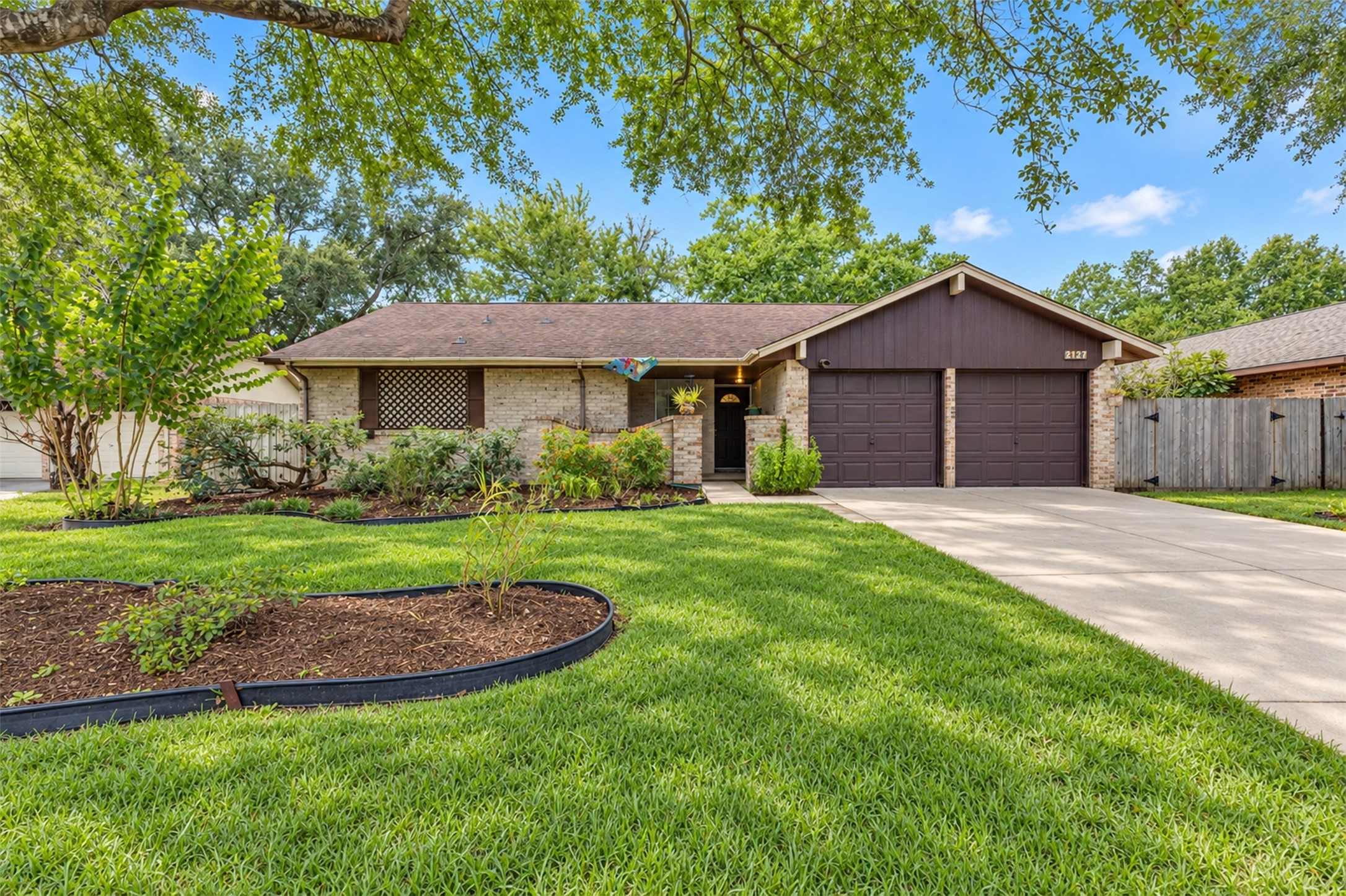 2127 Whiteback Drive Property Photo 37