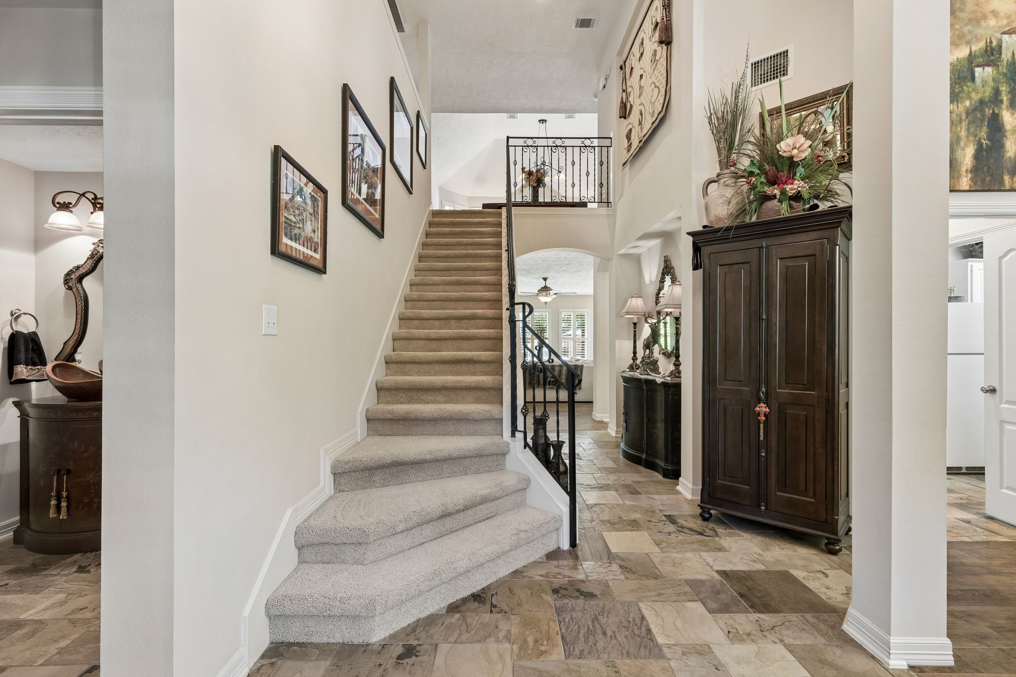 8978 Willow Springs Lane Property Photo 3