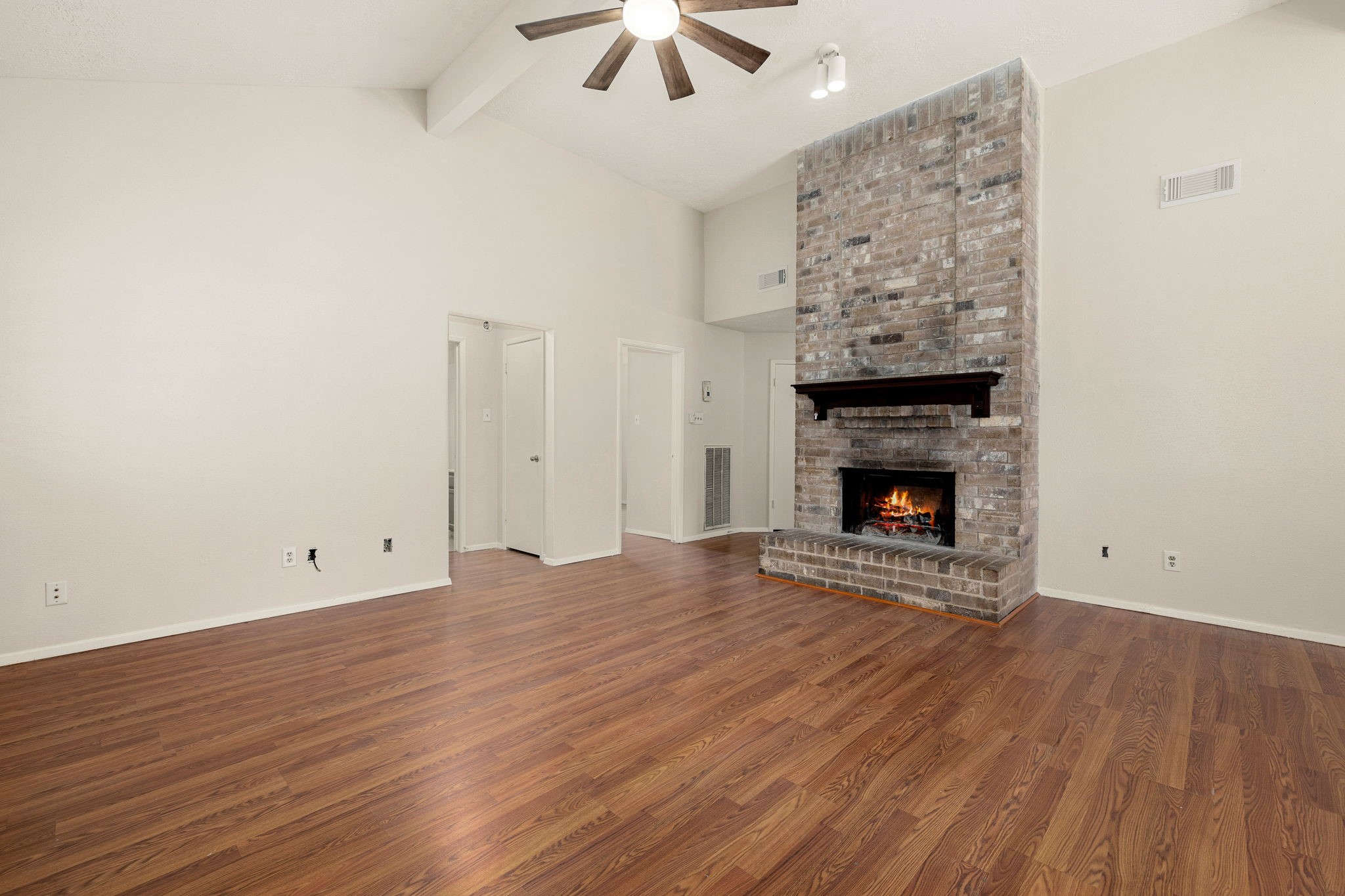 22111 Pearl Lake Drive Property Photo 10