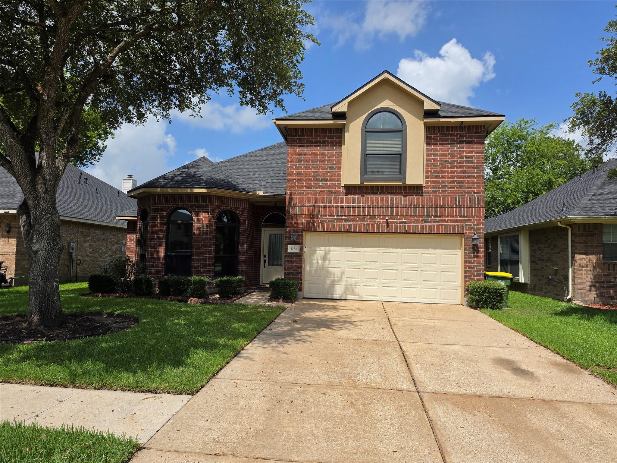 1138 Sussex Trail Property Photo 23