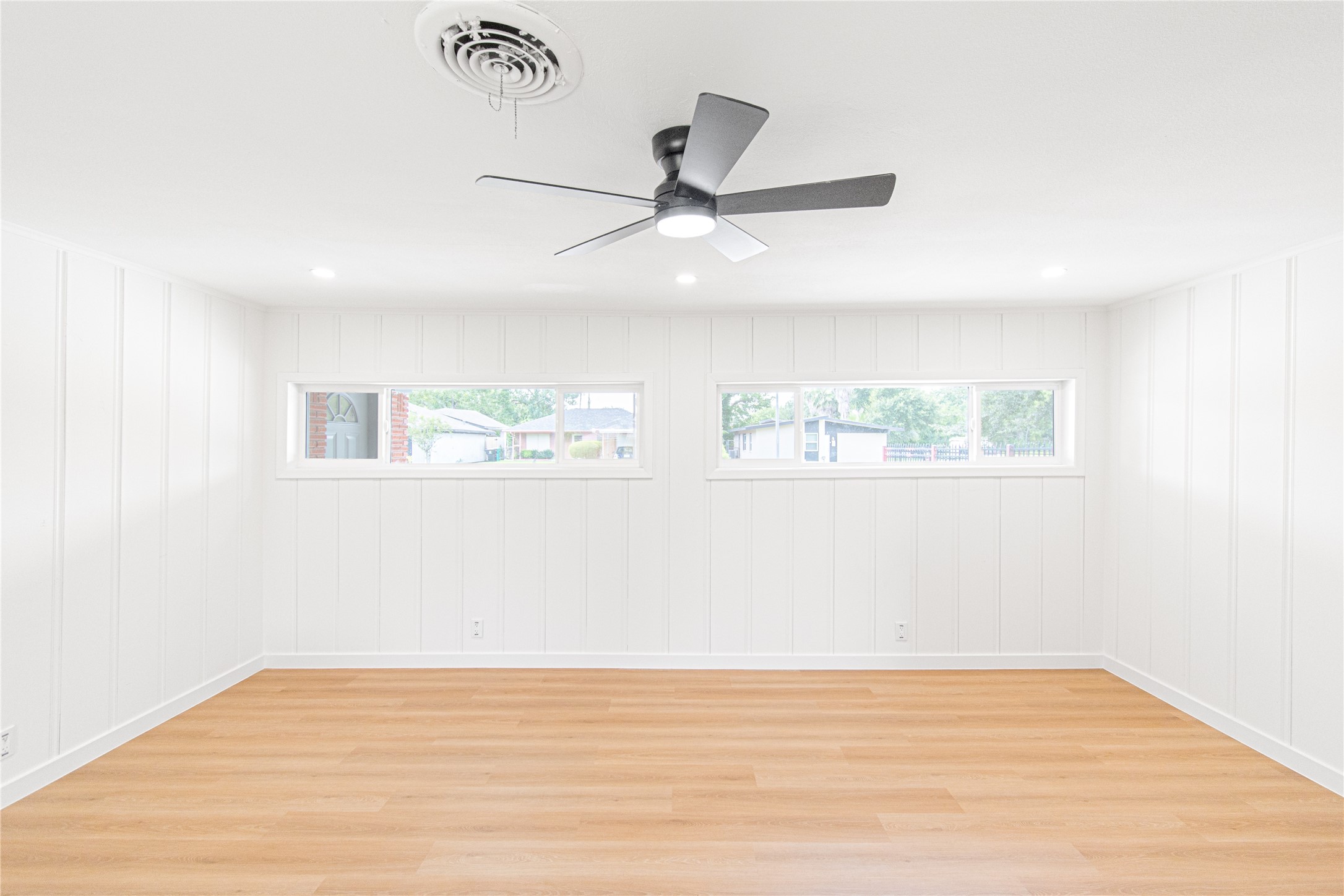 2730 Knotty Oaks Trail Property Photo 11