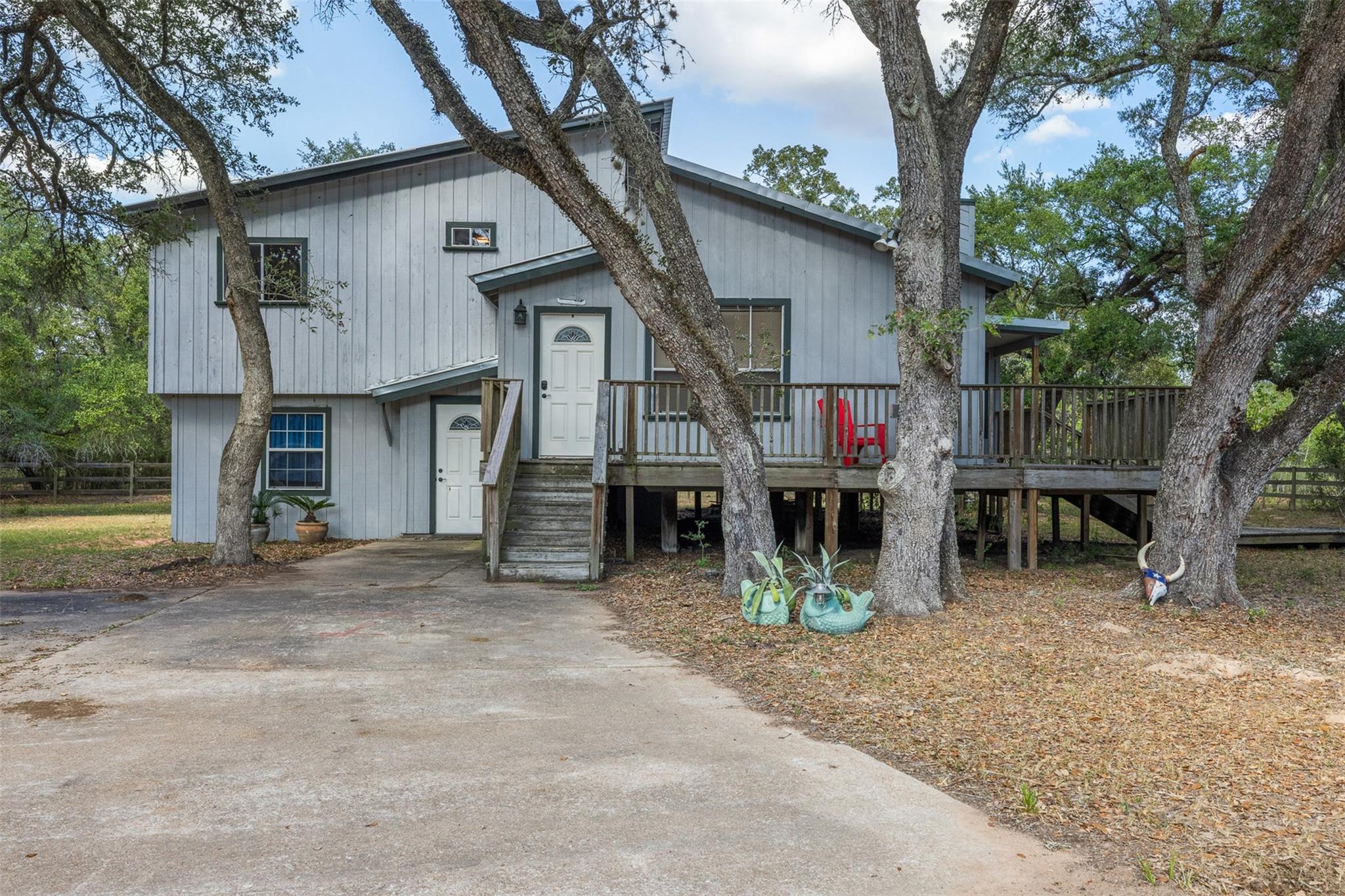 1141 Reeves Road Property Photo 2