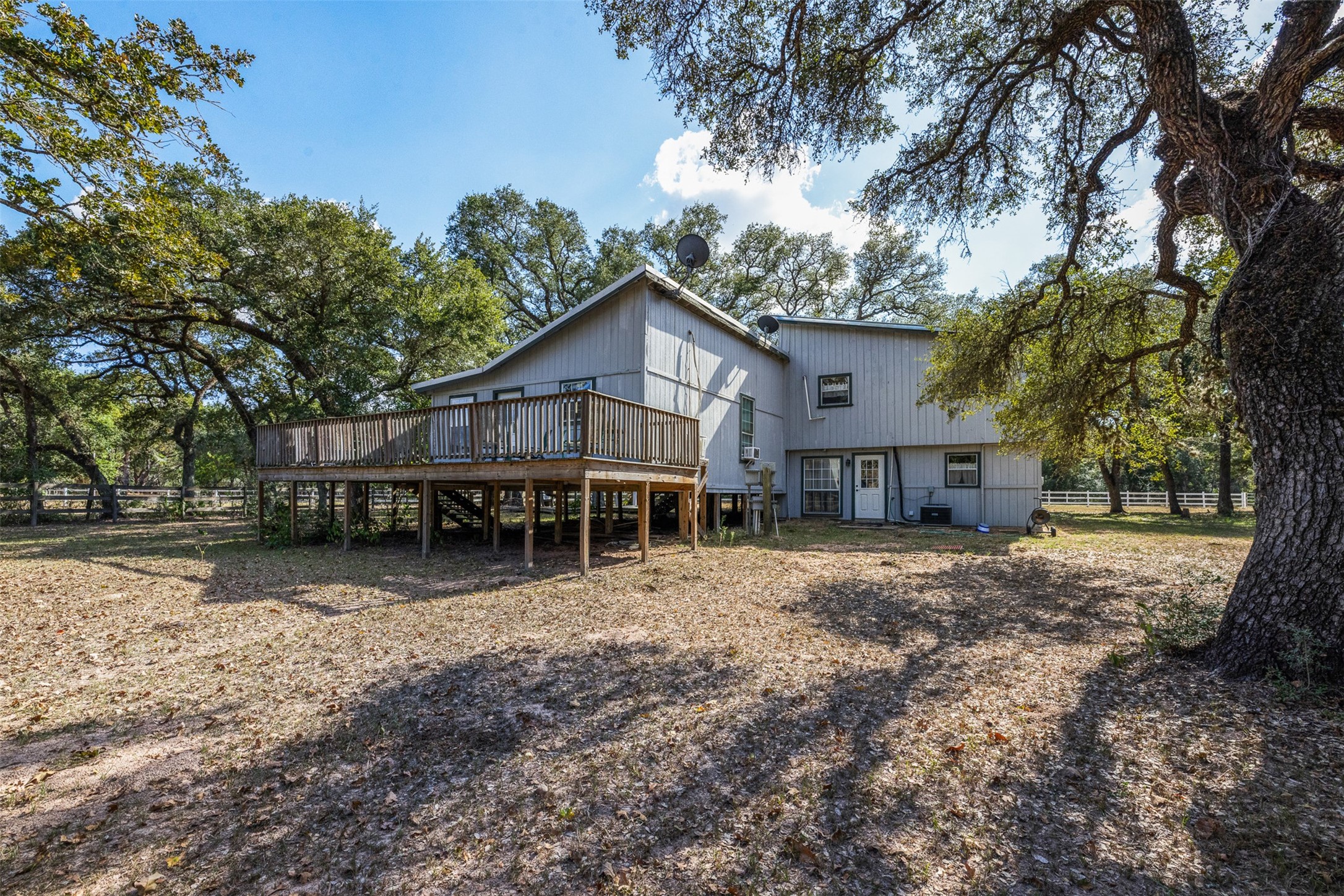 1141 Reeves Road Property Photo 3