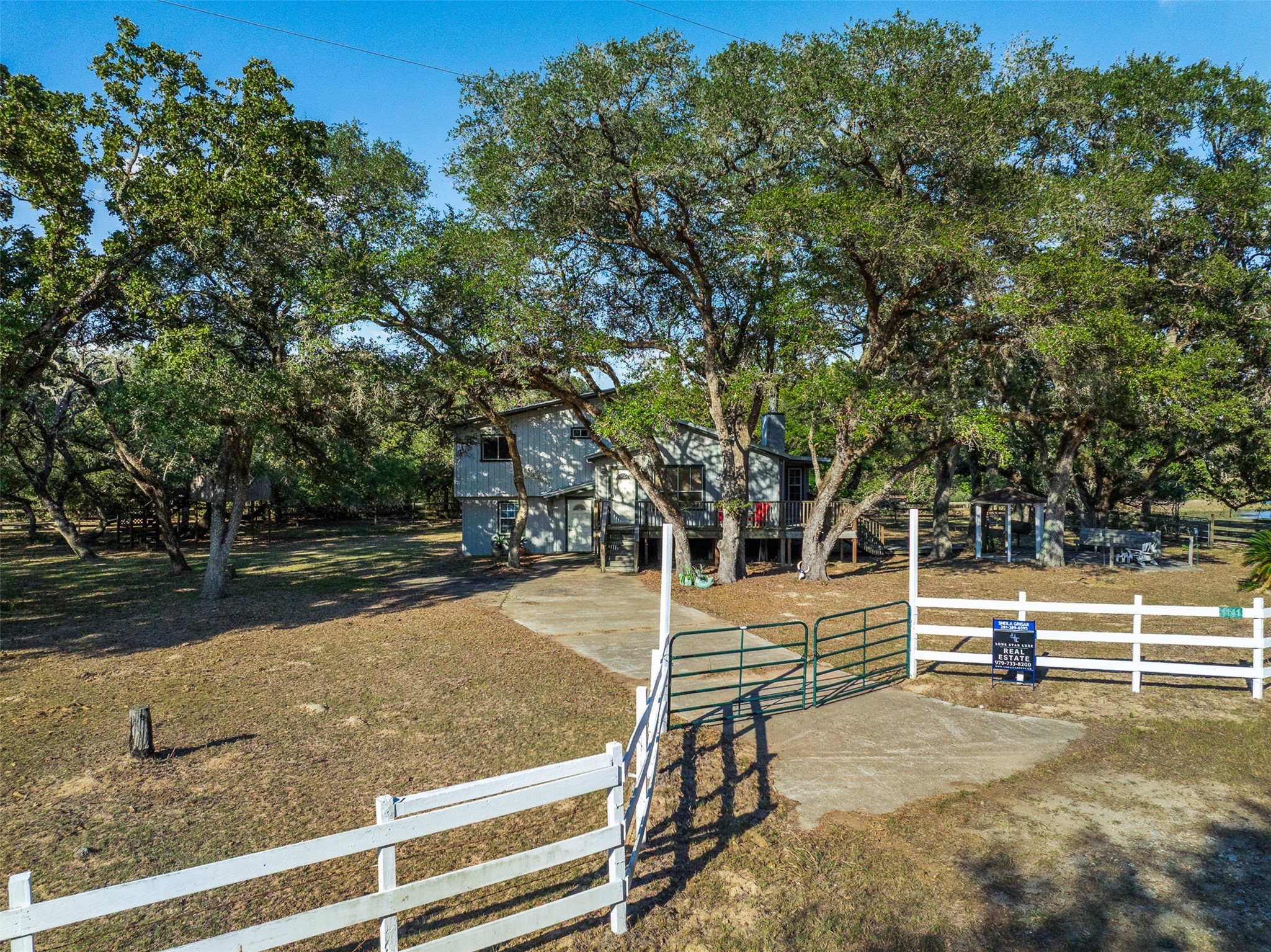 1141 Reeves Road Property Photo 4