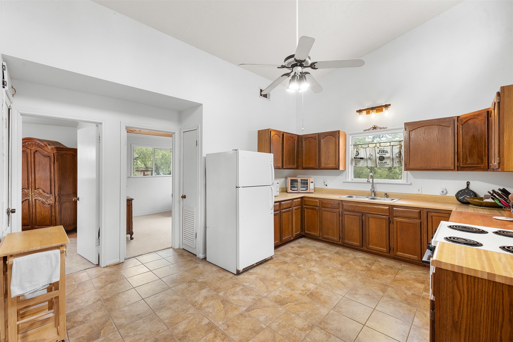 1141 Reeves Road Property Photo 12