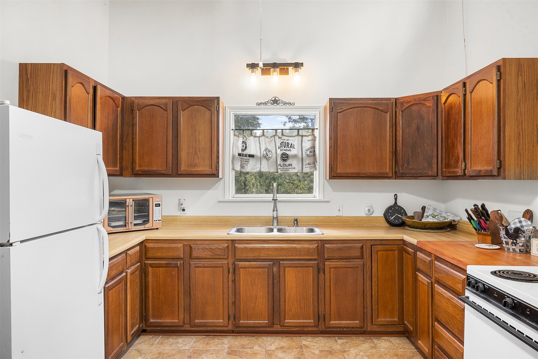 1141 Reeves Road Property Photo 13