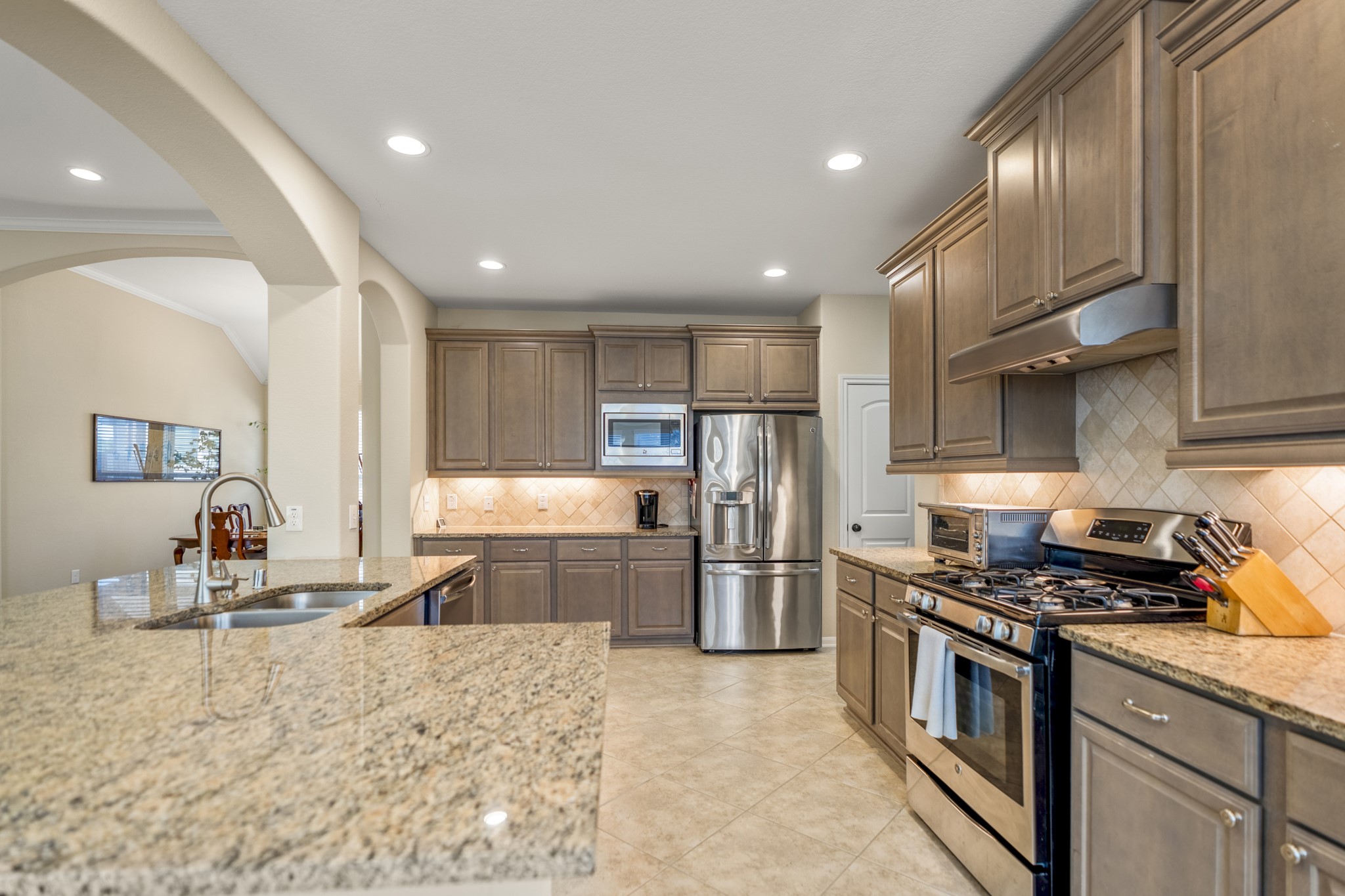 5942 Brookway Willow Drive Property Photo 14