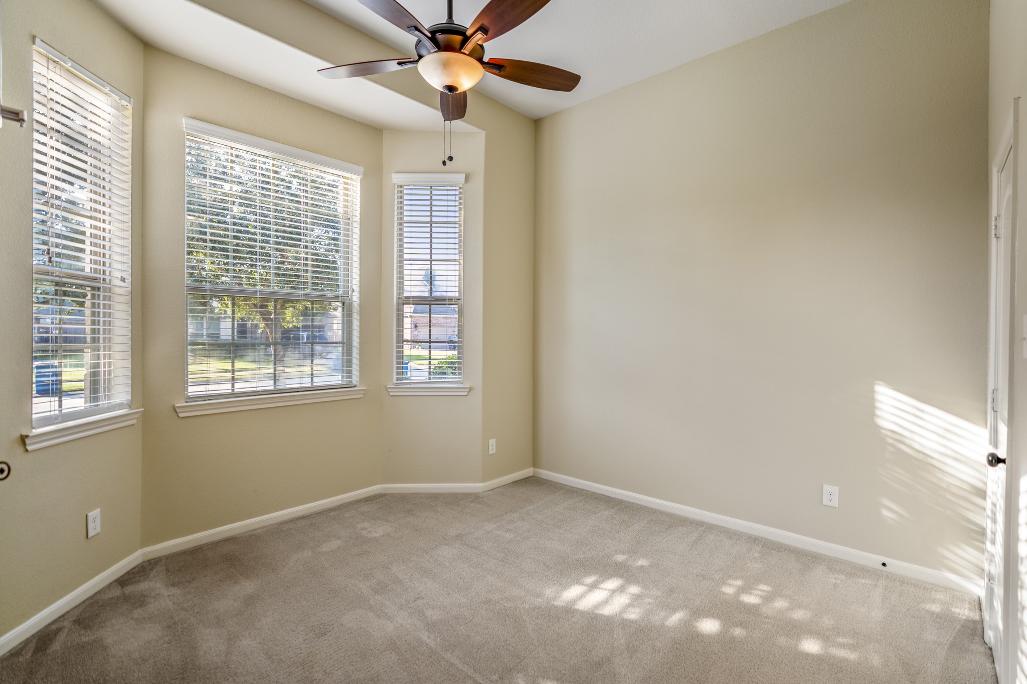 5942 Brookway Willow Drive Property Photo 26