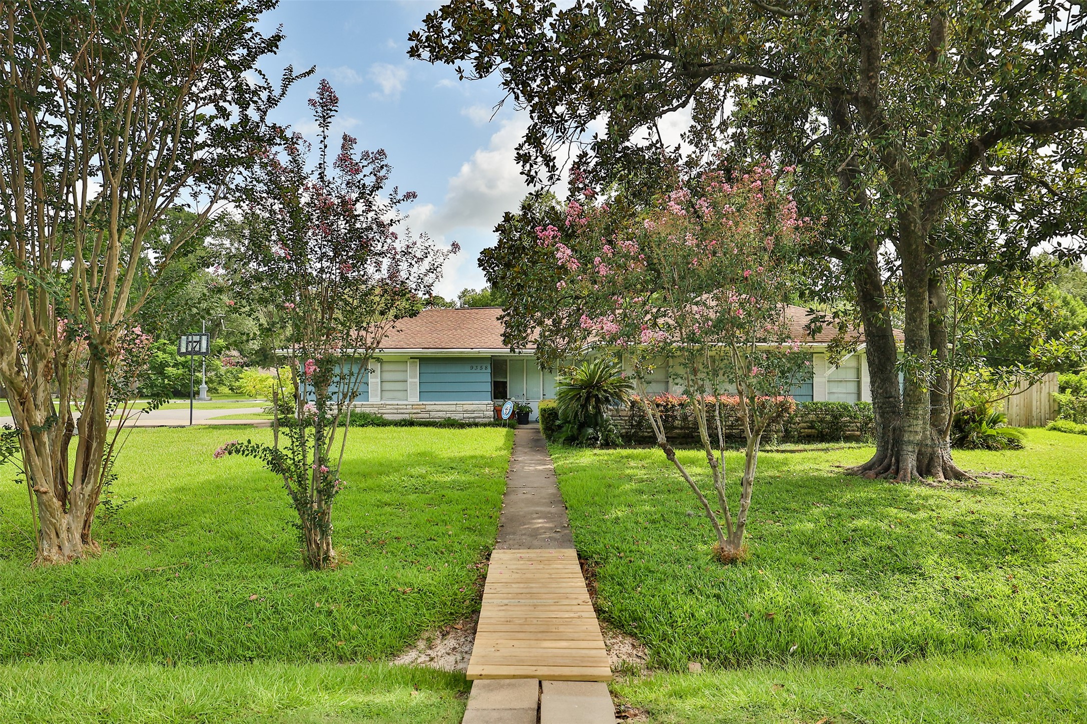 9358 Leto Road Property Photo 2