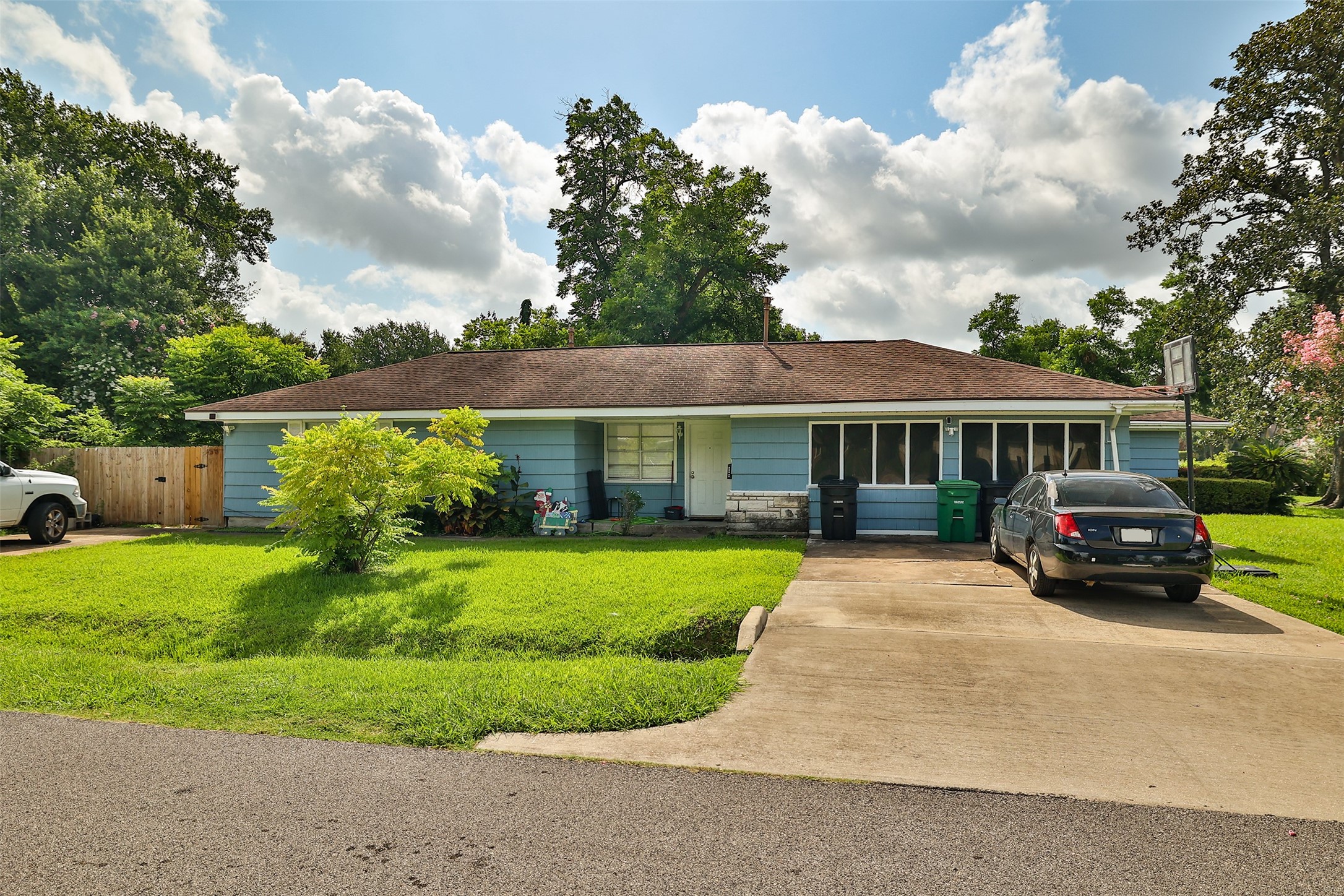 9358 Leto Road Property Photo 3