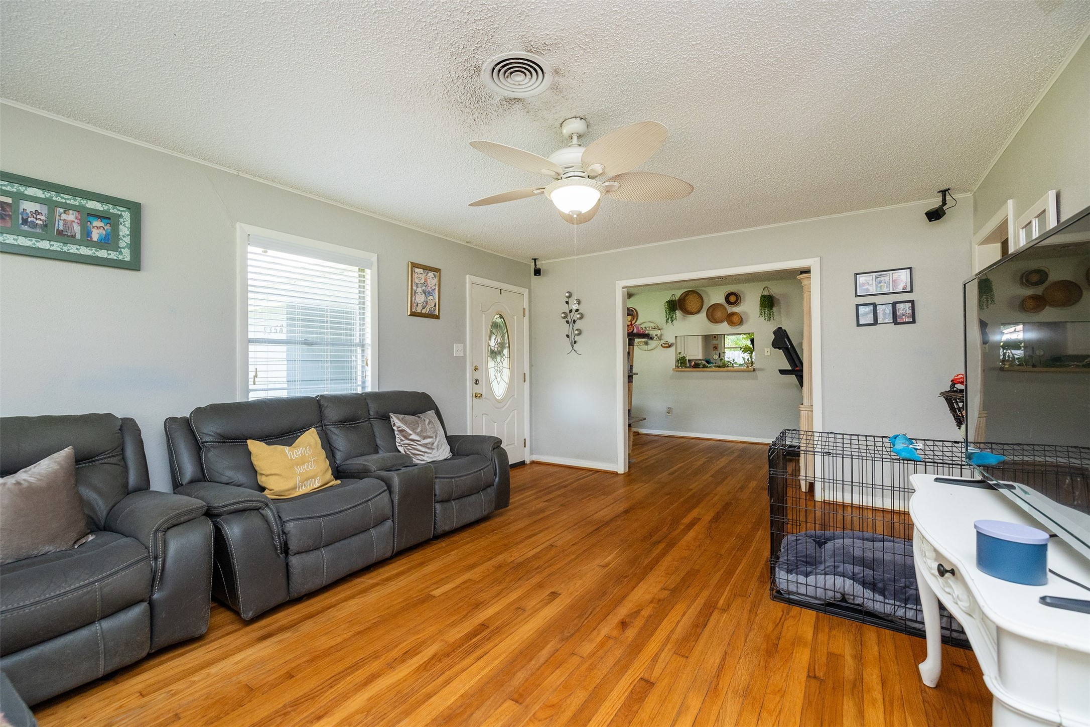 9358 Leto Road Property Photo 6