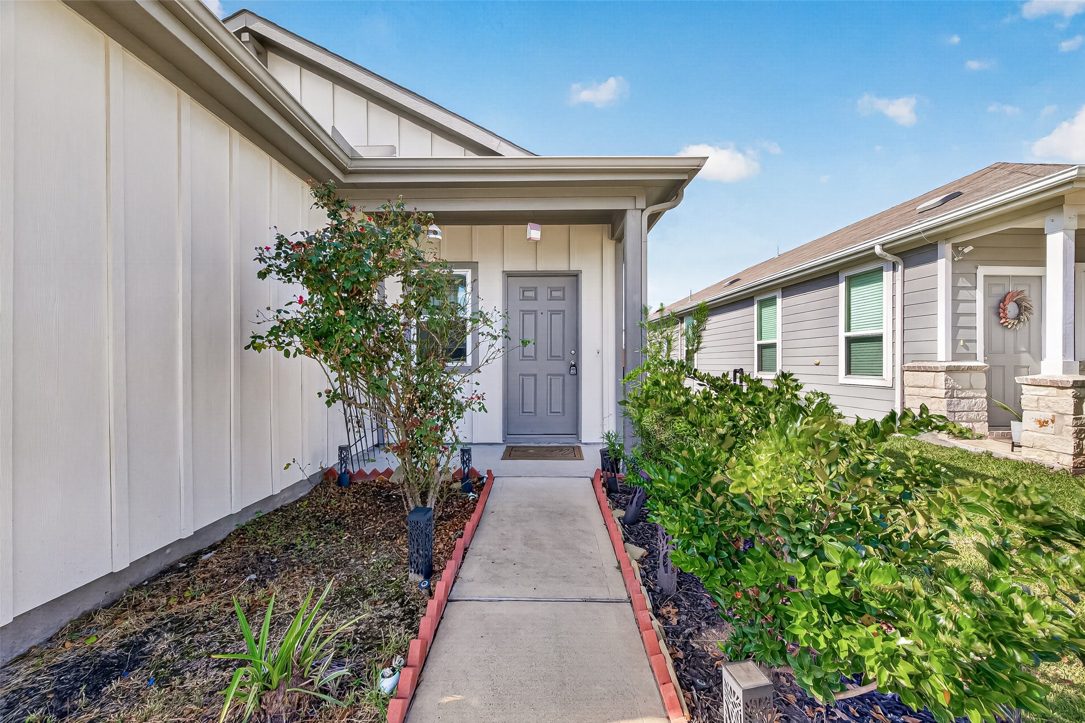16039 Kingfield Haven Drive Property Photo 3