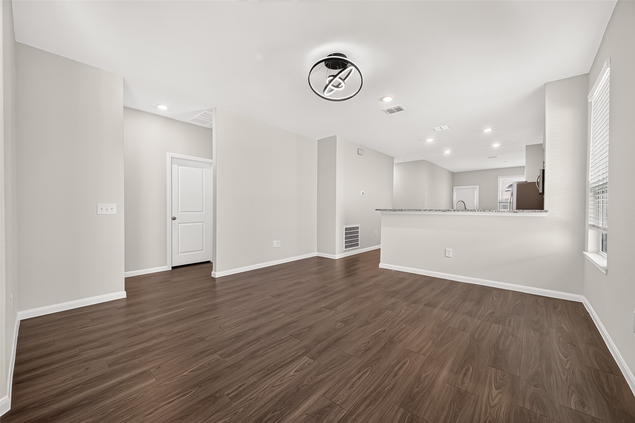 16039 Kingfield Haven Drive Property Photo 9