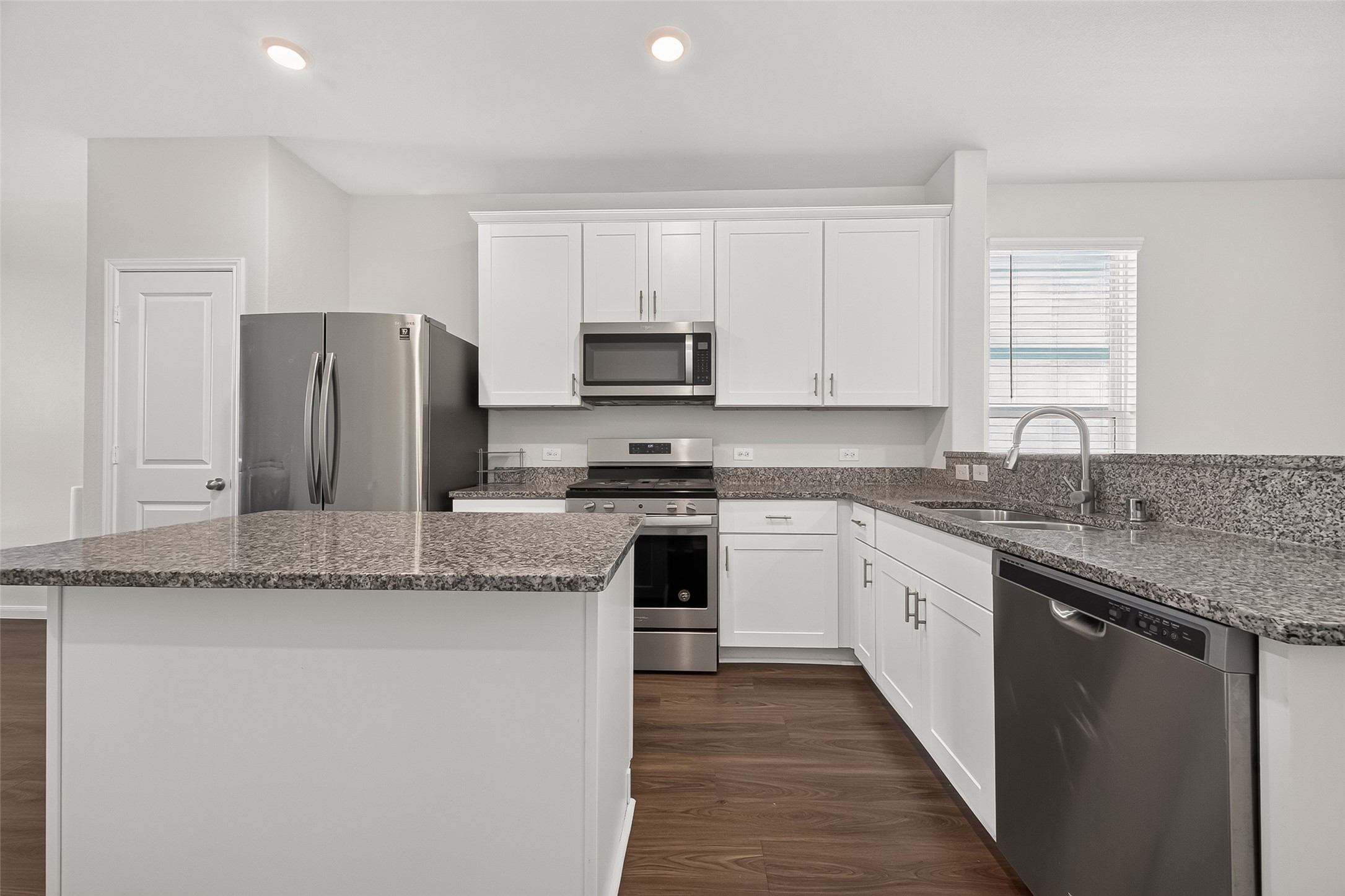 16039 Kingfield Haven Drive Property Photo 20