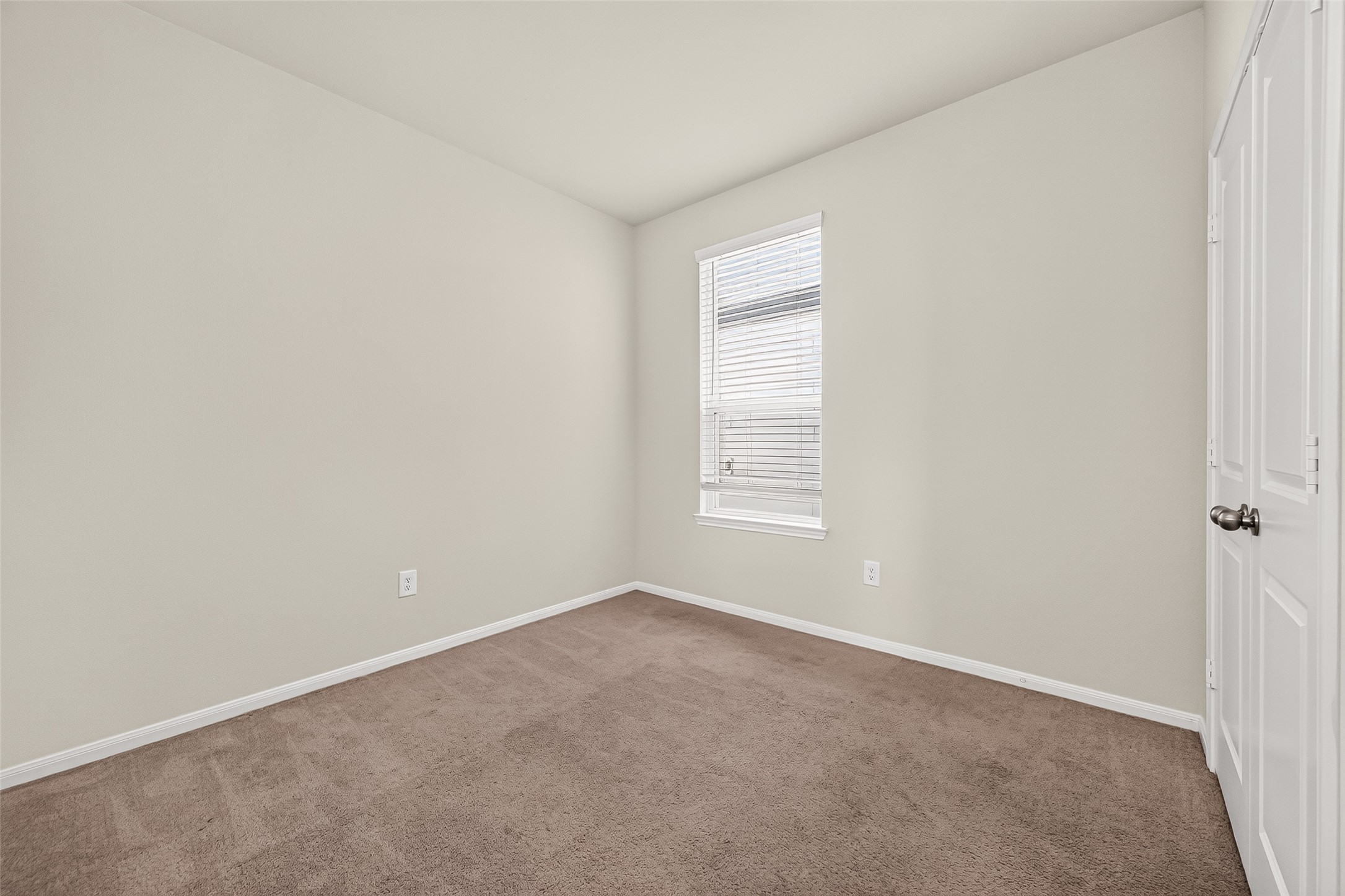 16039 Kingfield Haven Drive Property Photo 23