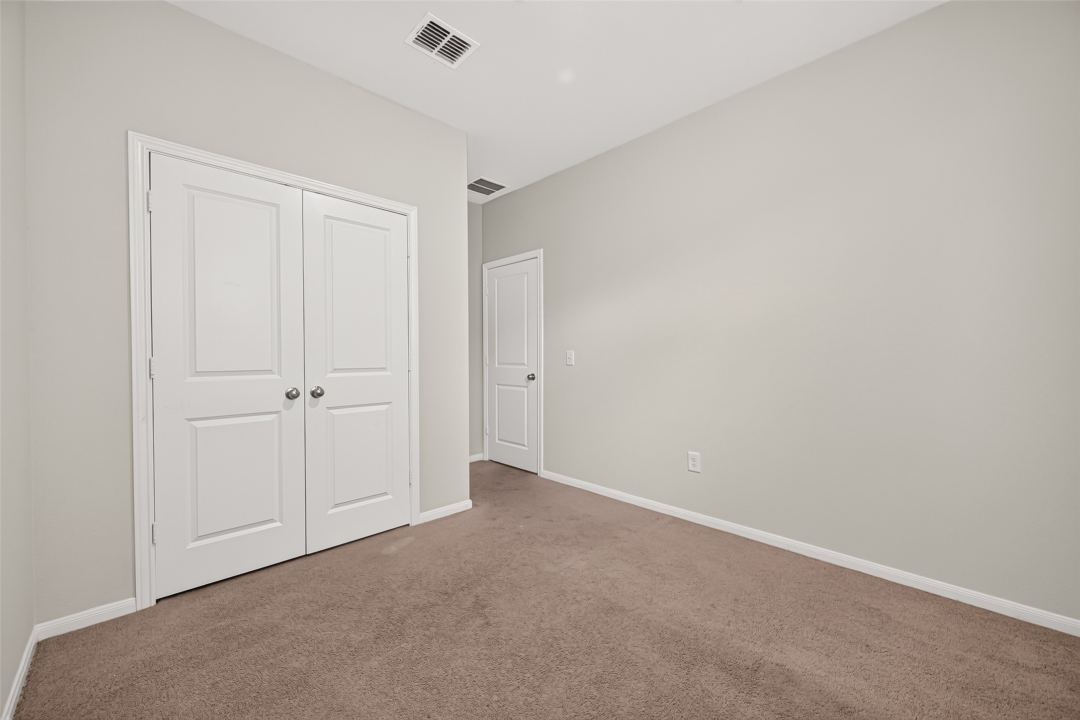 16039 Kingfield Haven Drive Property Photo 29