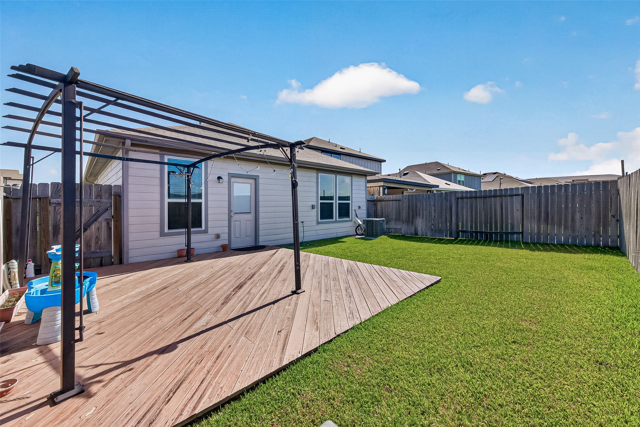 16039 Kingfield Haven Drive Property Photo 42