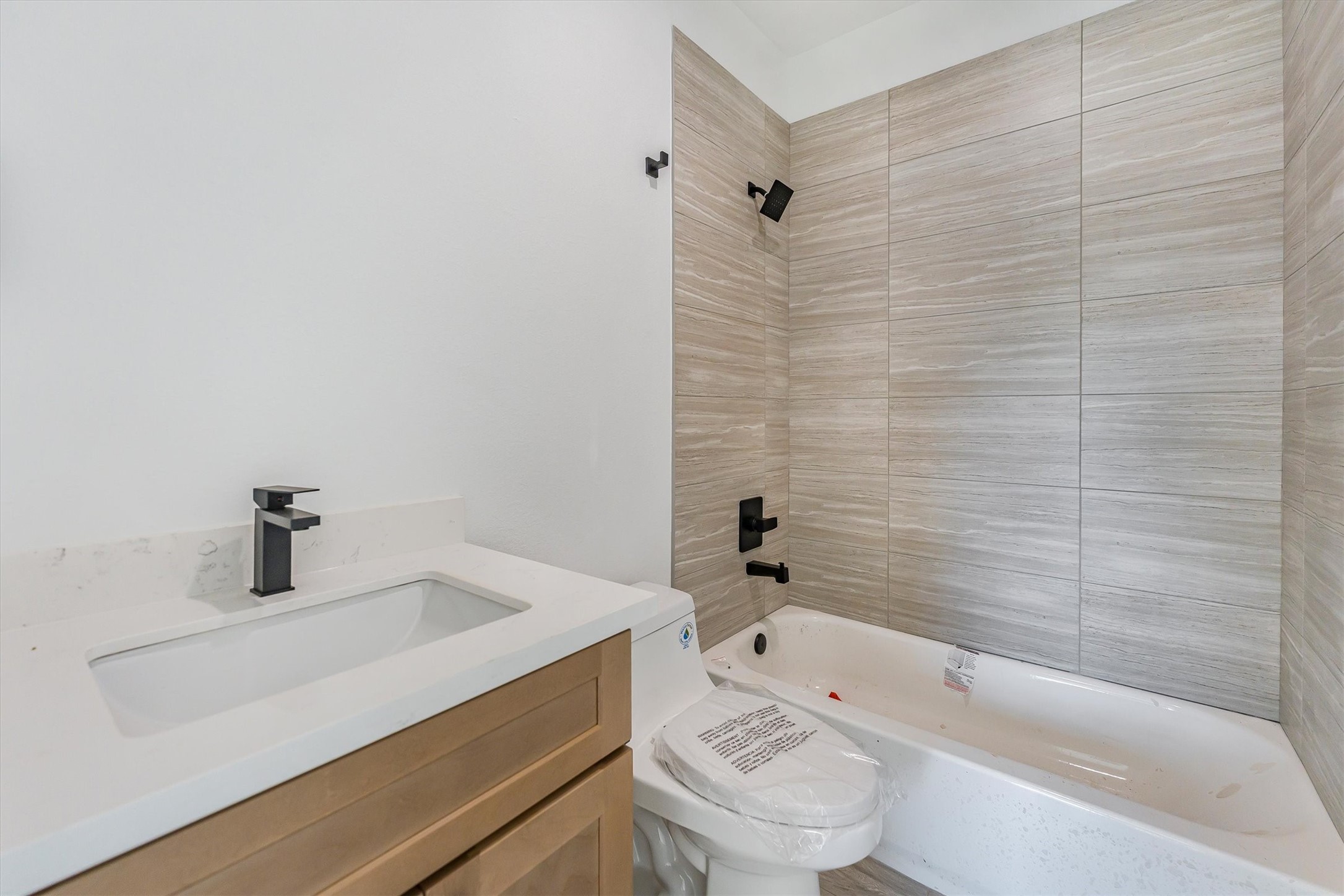 10703 Hillside Drive Property Photo 15