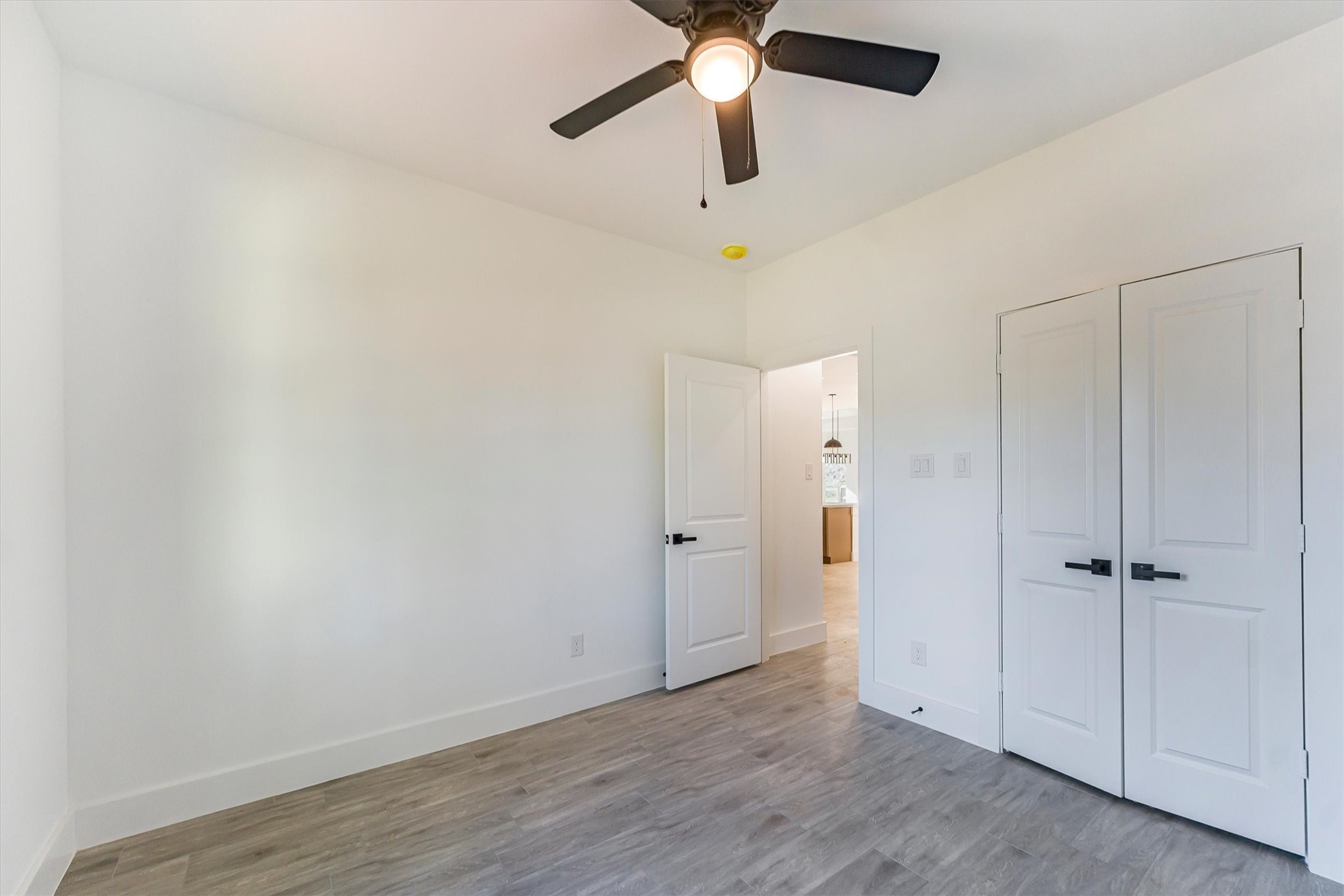 10703 Hillside Drive Property Photo 20