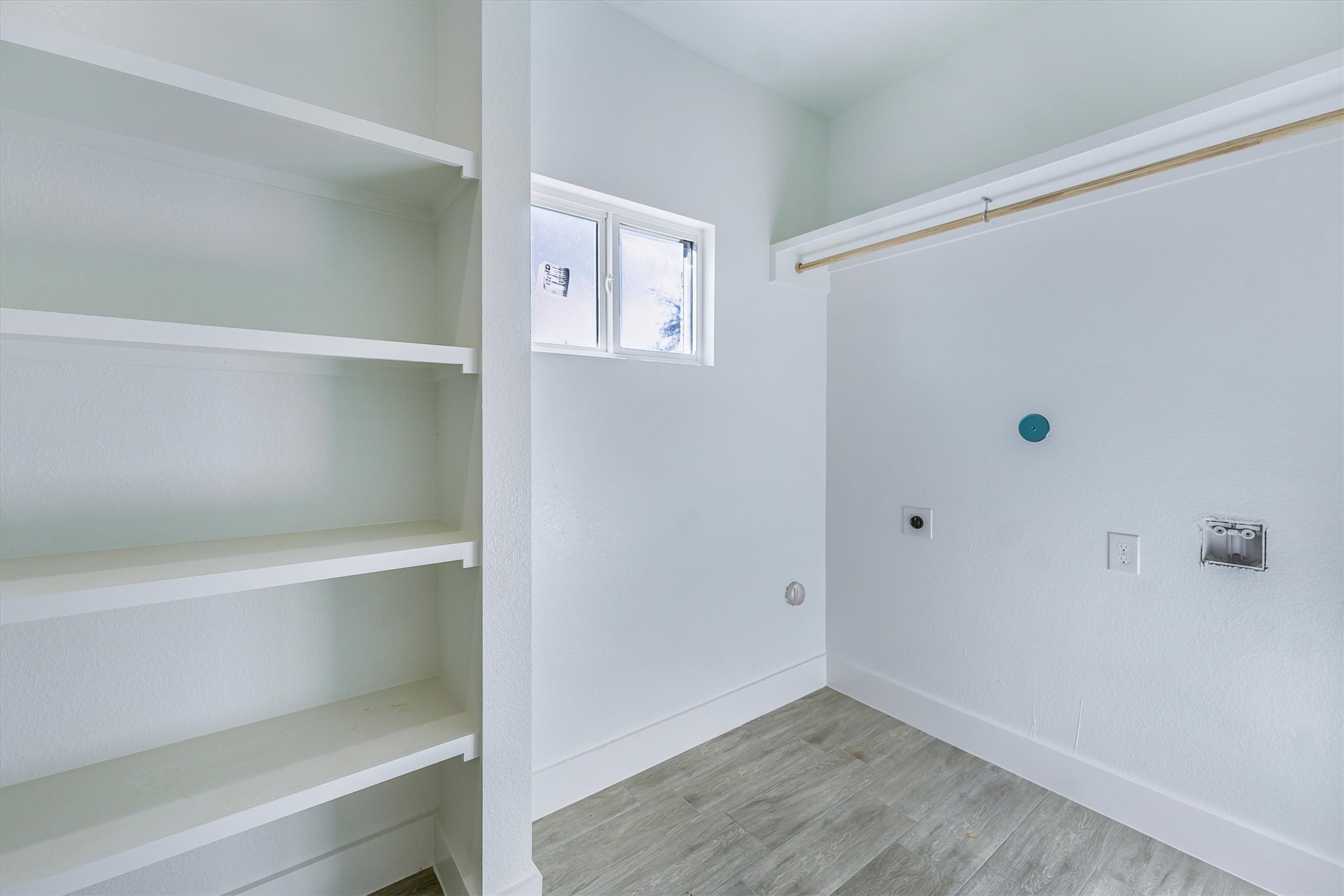 10703 Hillside Drive Property Photo 29