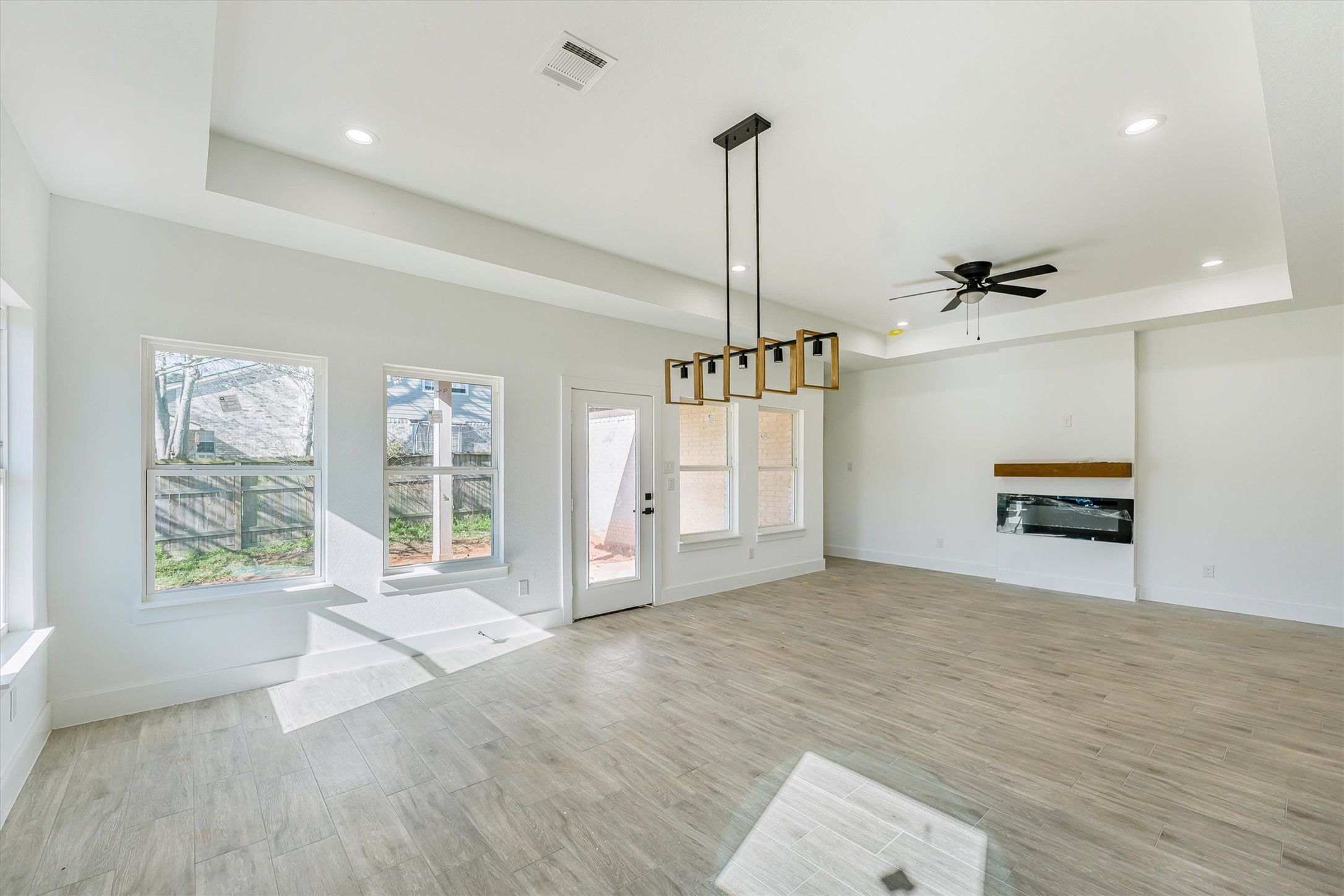 10703 Hillside Drive Property Photo 32
