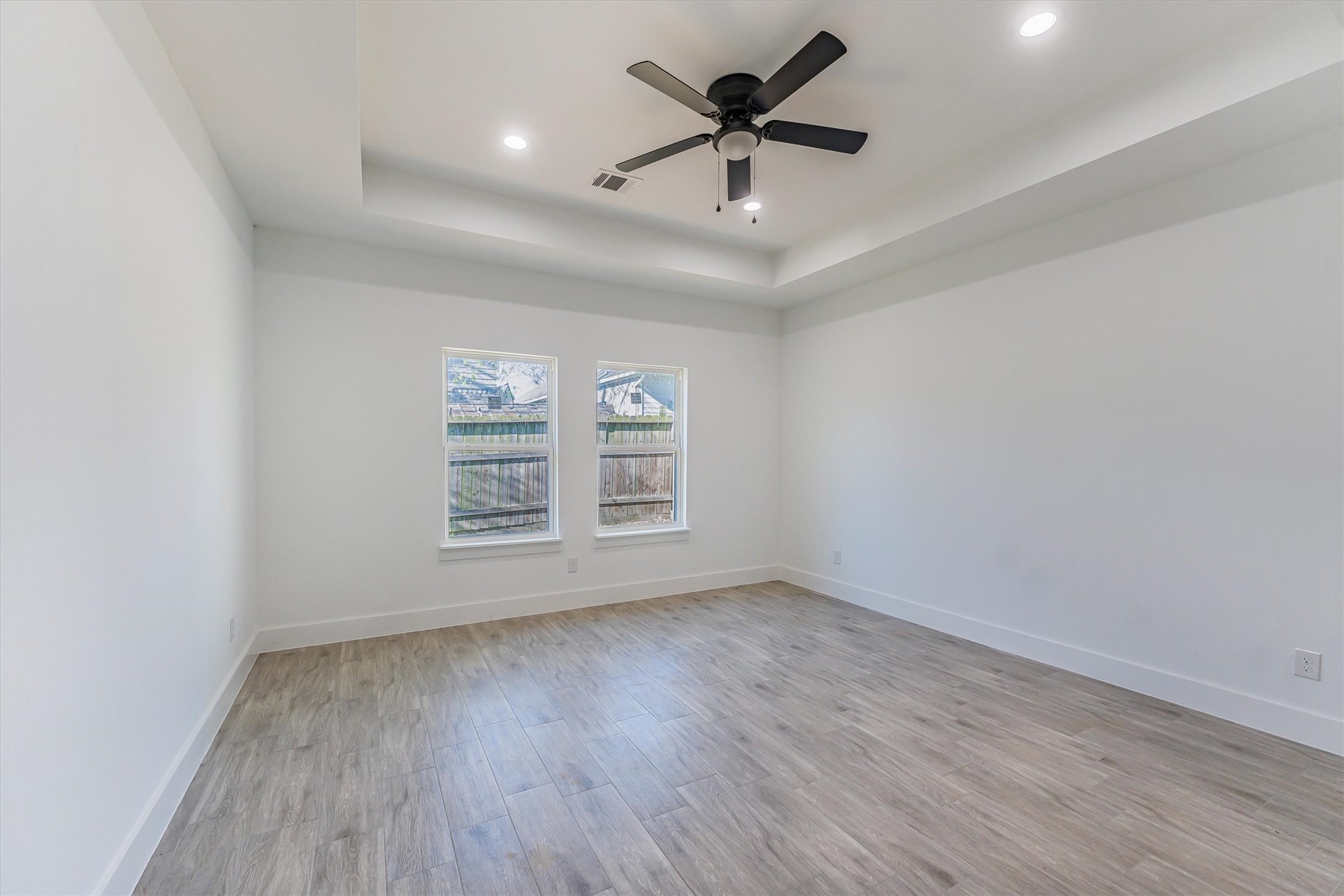 10703 Hillside Drive Property Photo 39