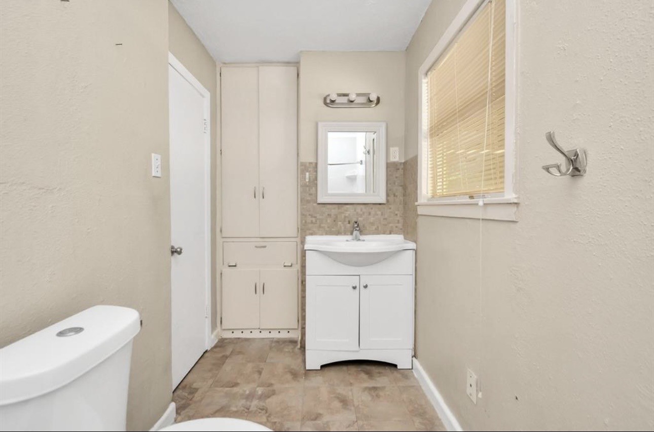 6610 Granite Street Property Photo 10