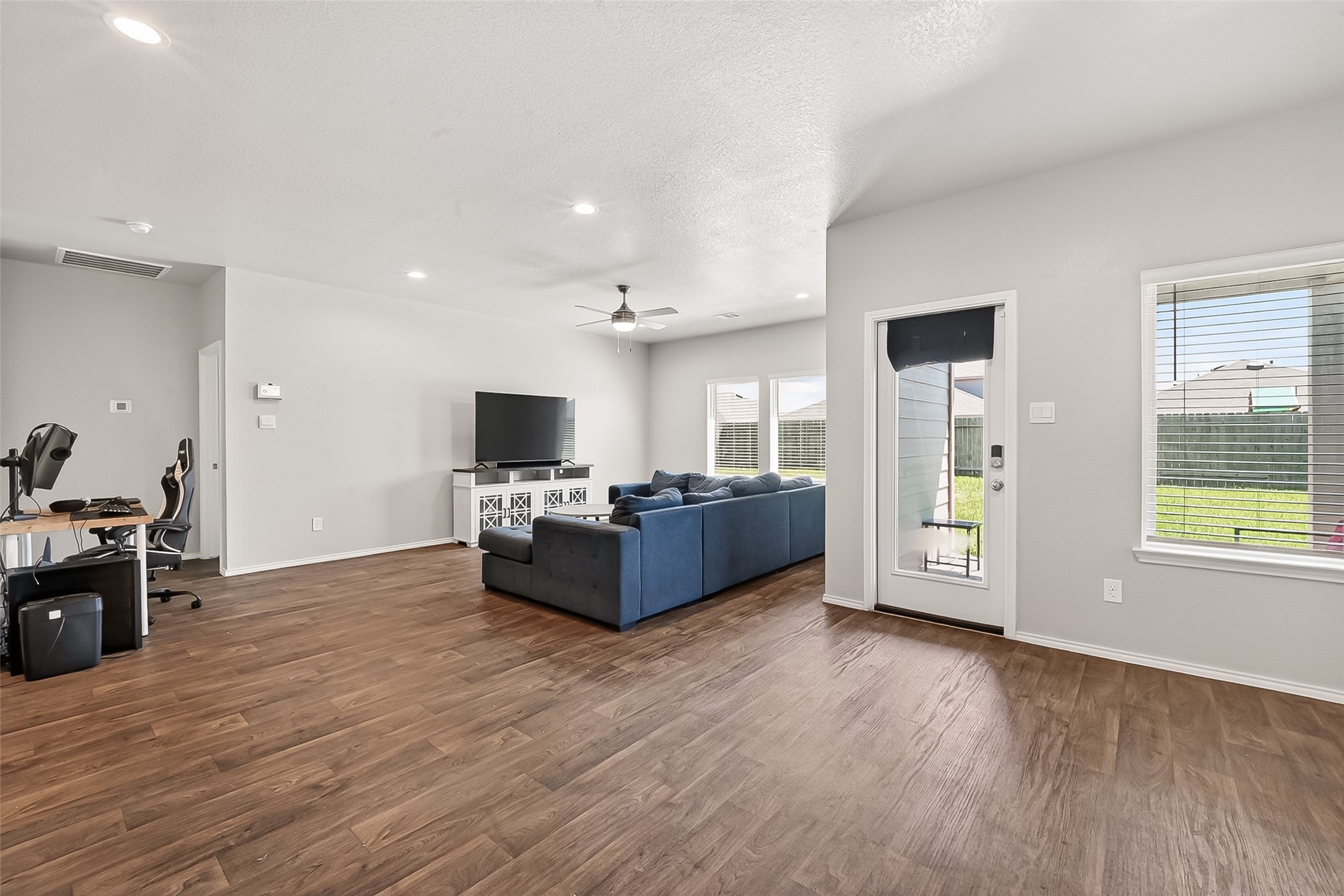 21500 Rustic Elm Drive Property Photo 9