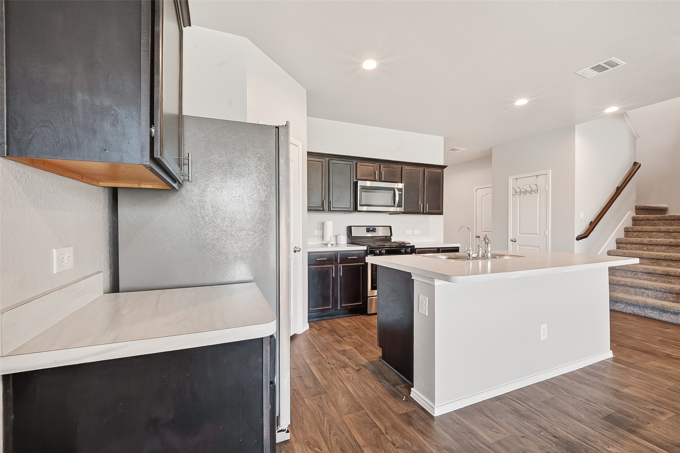 21500 Rustic Elm Drive Property Photo 19