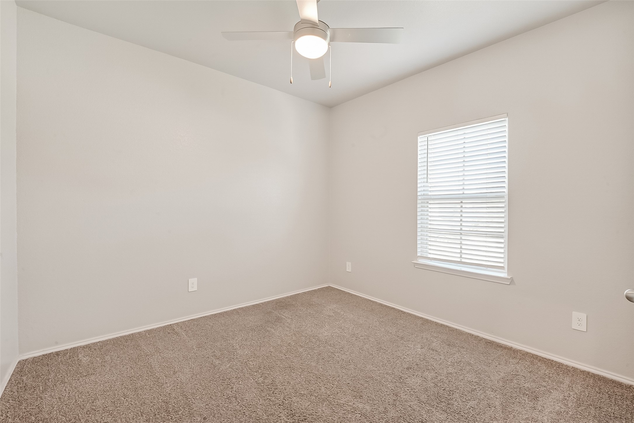 21500 Rustic Elm Drive Property Photo 24