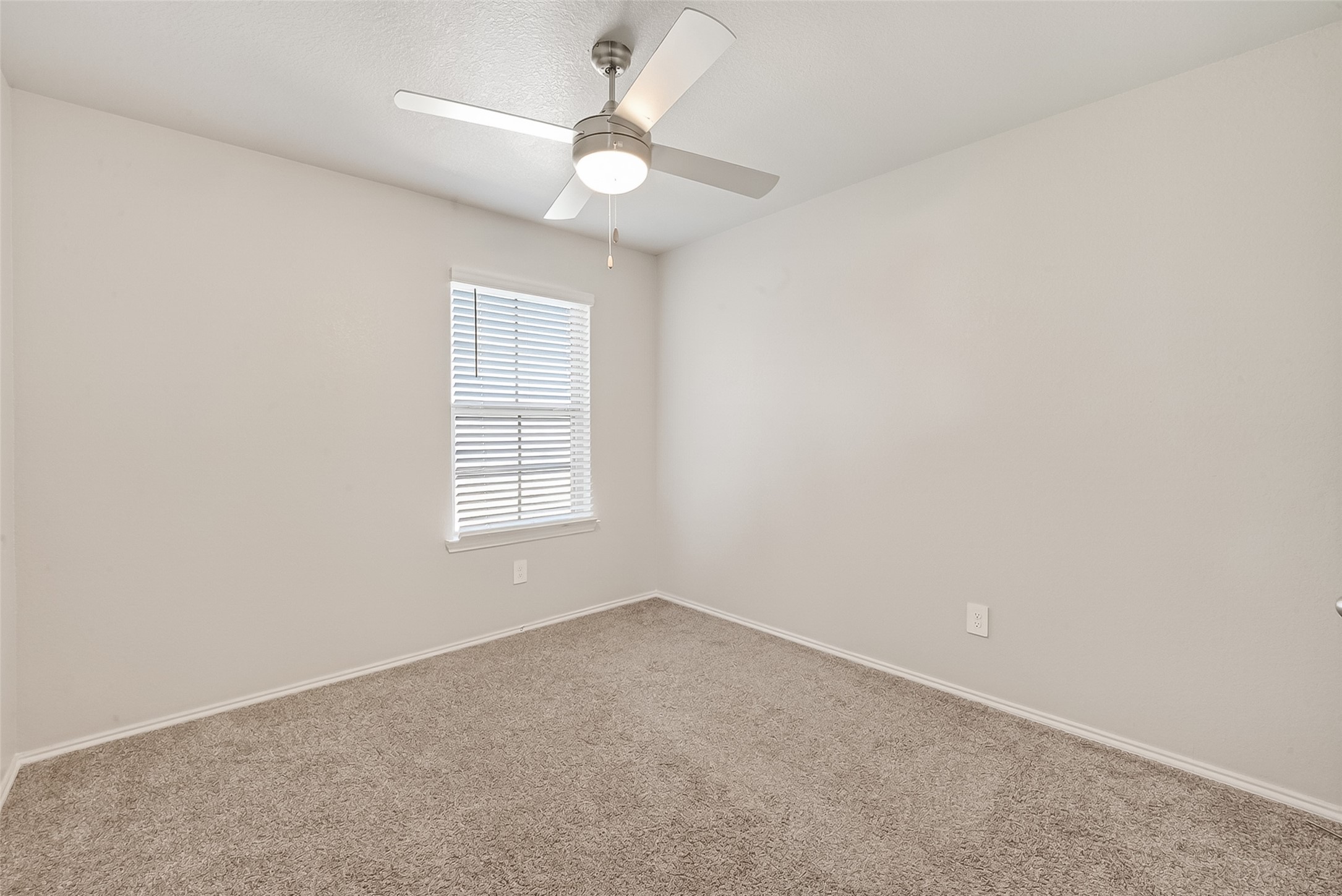 21500 Rustic Elm Drive Property Photo 26