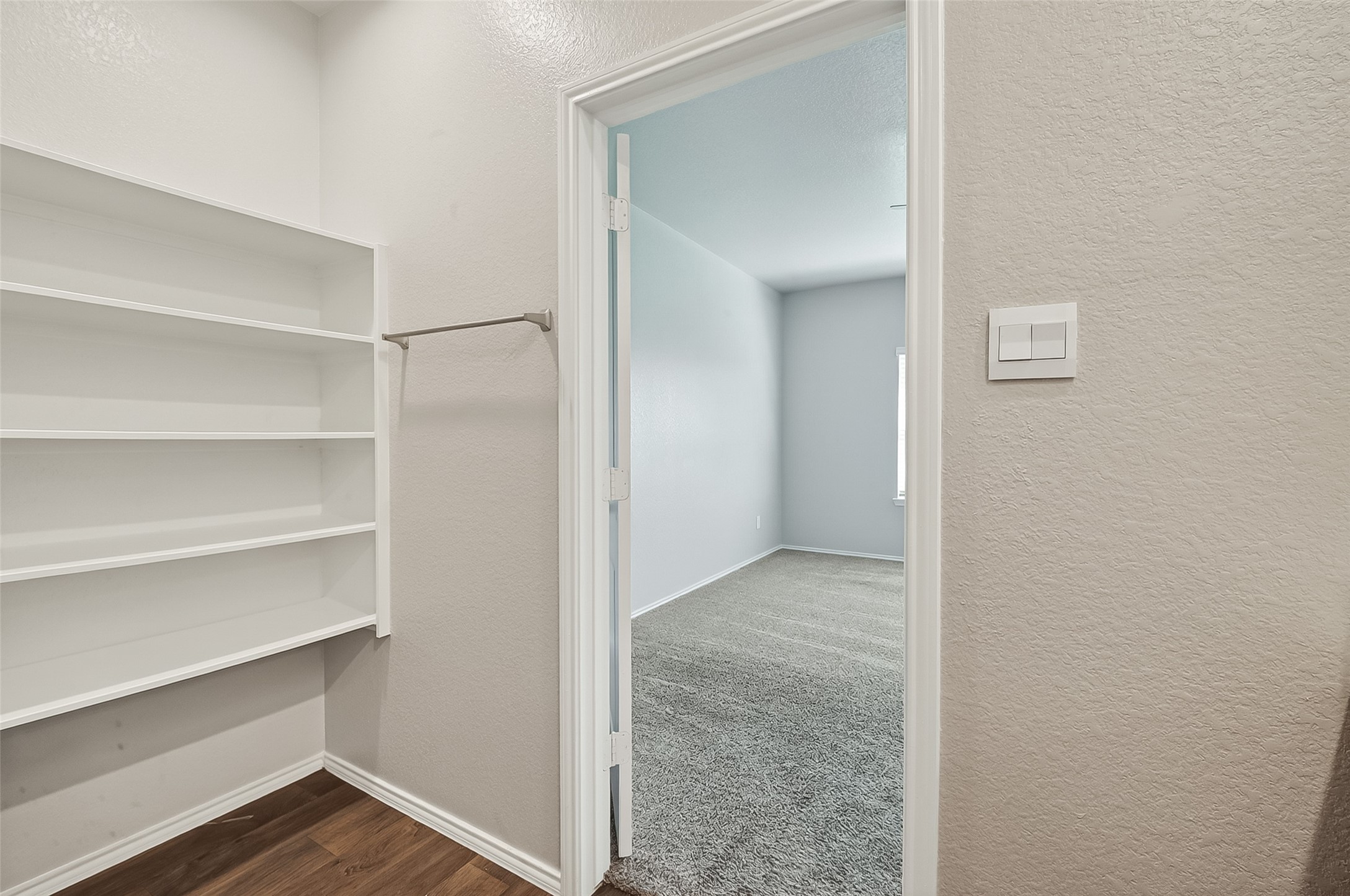 21500 Rustic Elm Drive Property Photo 35