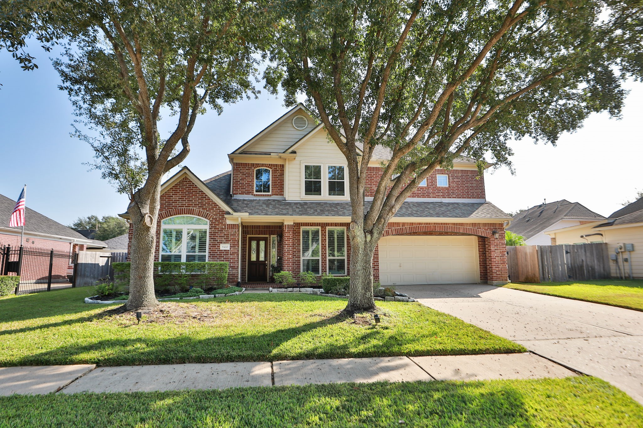 8410 Brighton Lake Lane Property Photo 1