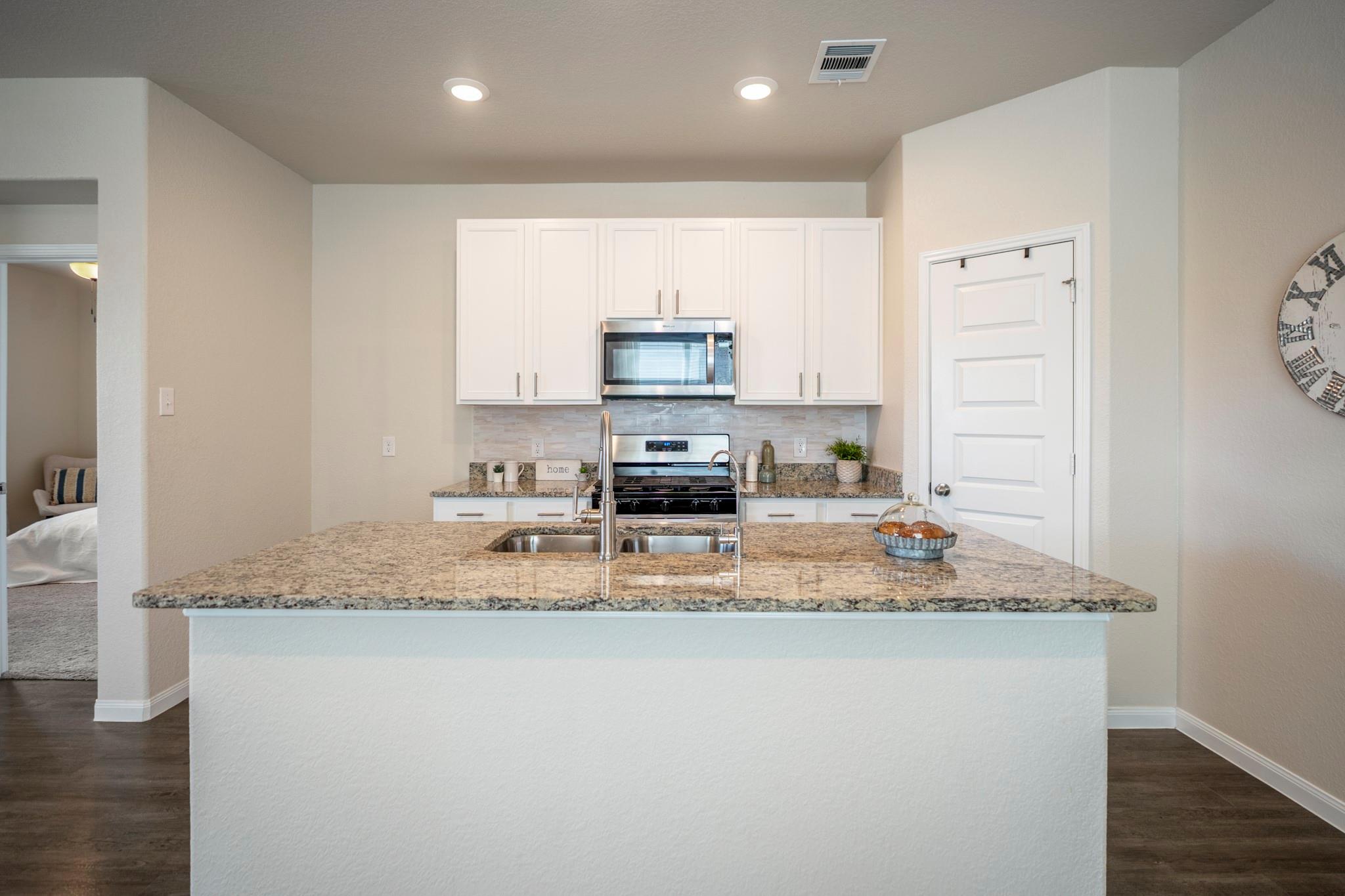 2355 Mount Locke Path, Conroe Tx 77301 Property Photo 9