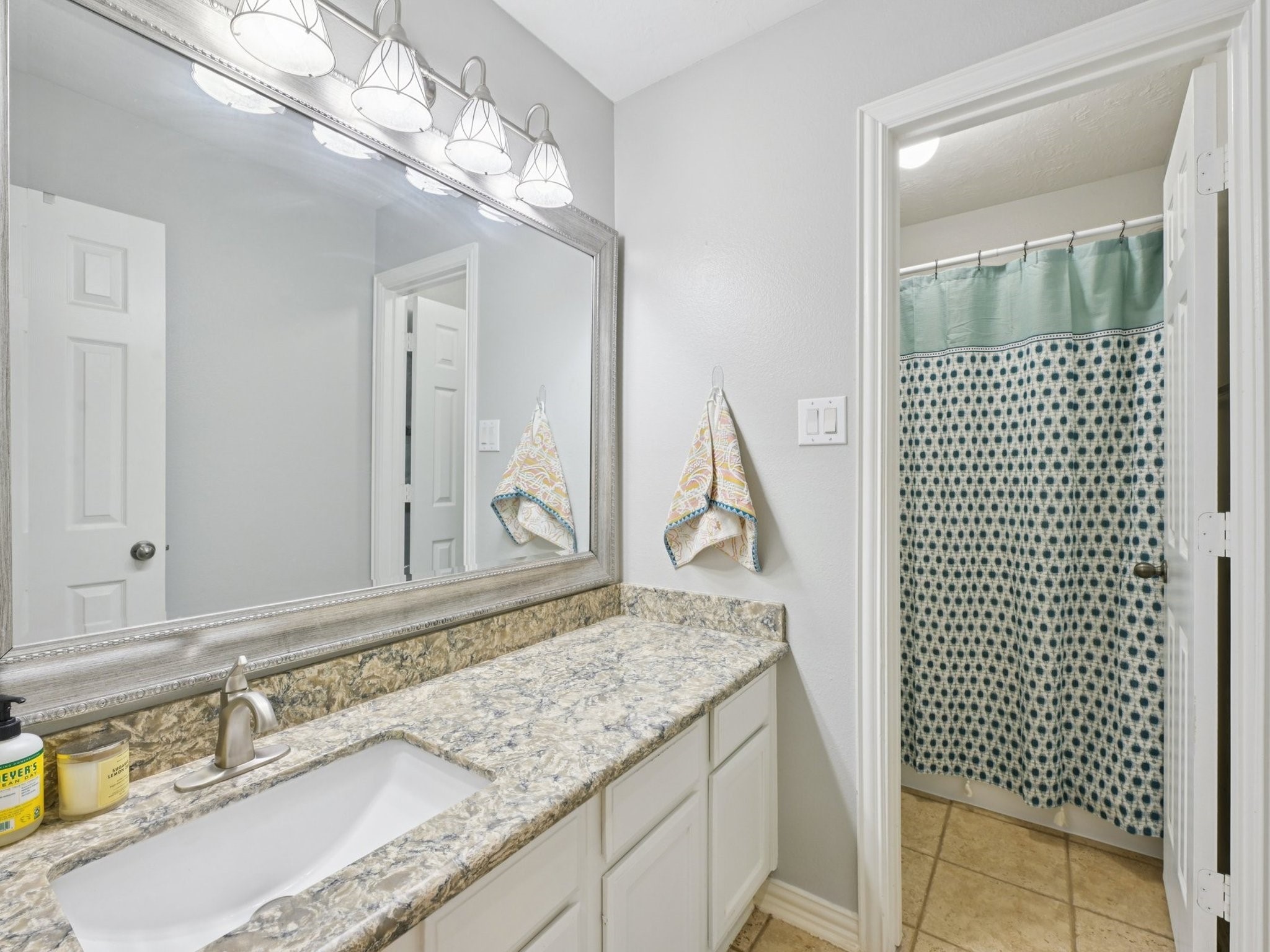 2037 Lakeside Drive Property Photo 32