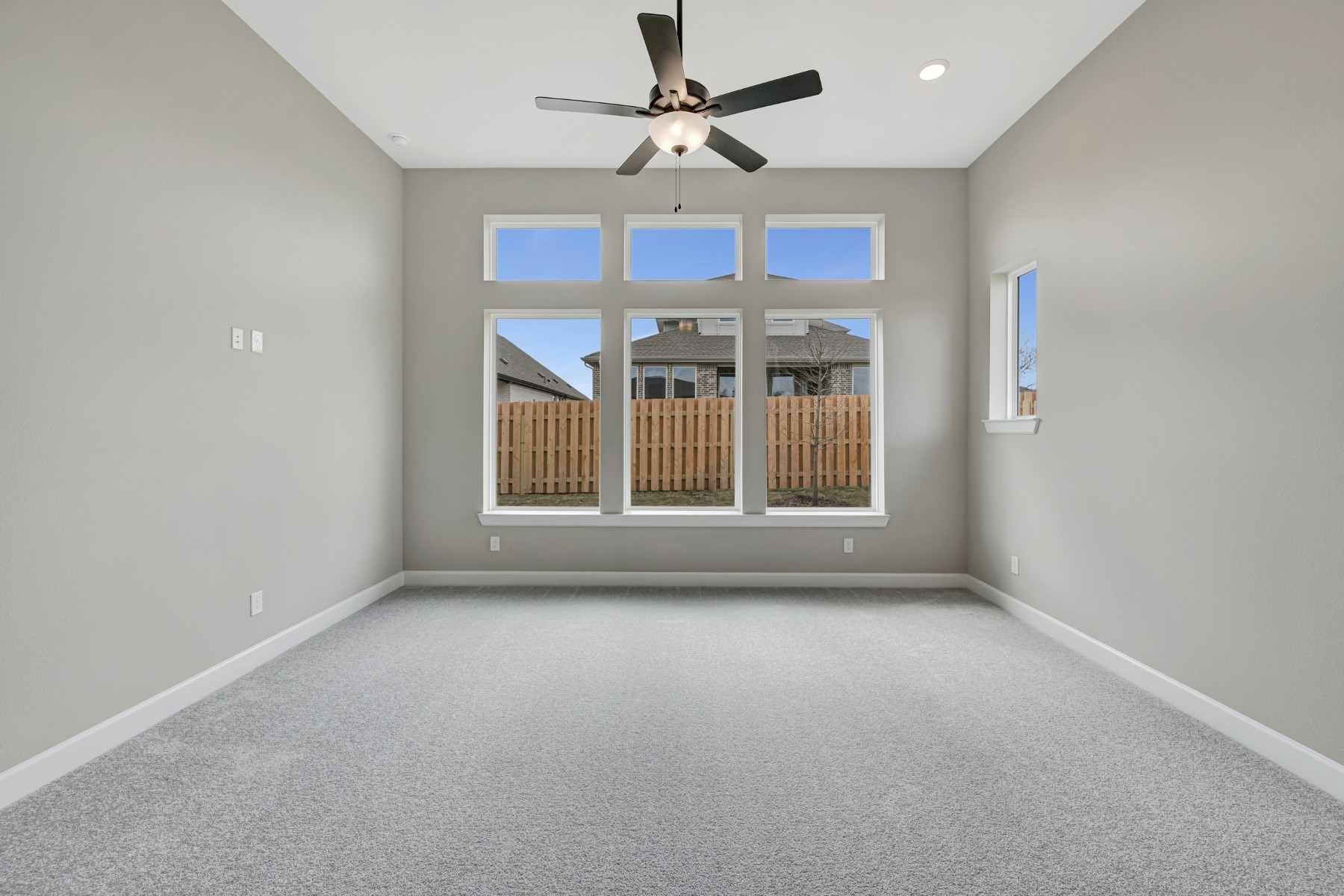 2335 Verano Street Property Photo 43