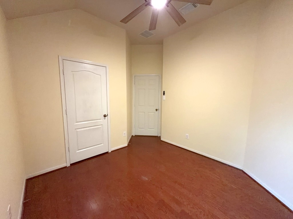 20007 Brackenton Crest Court Property Photo 10