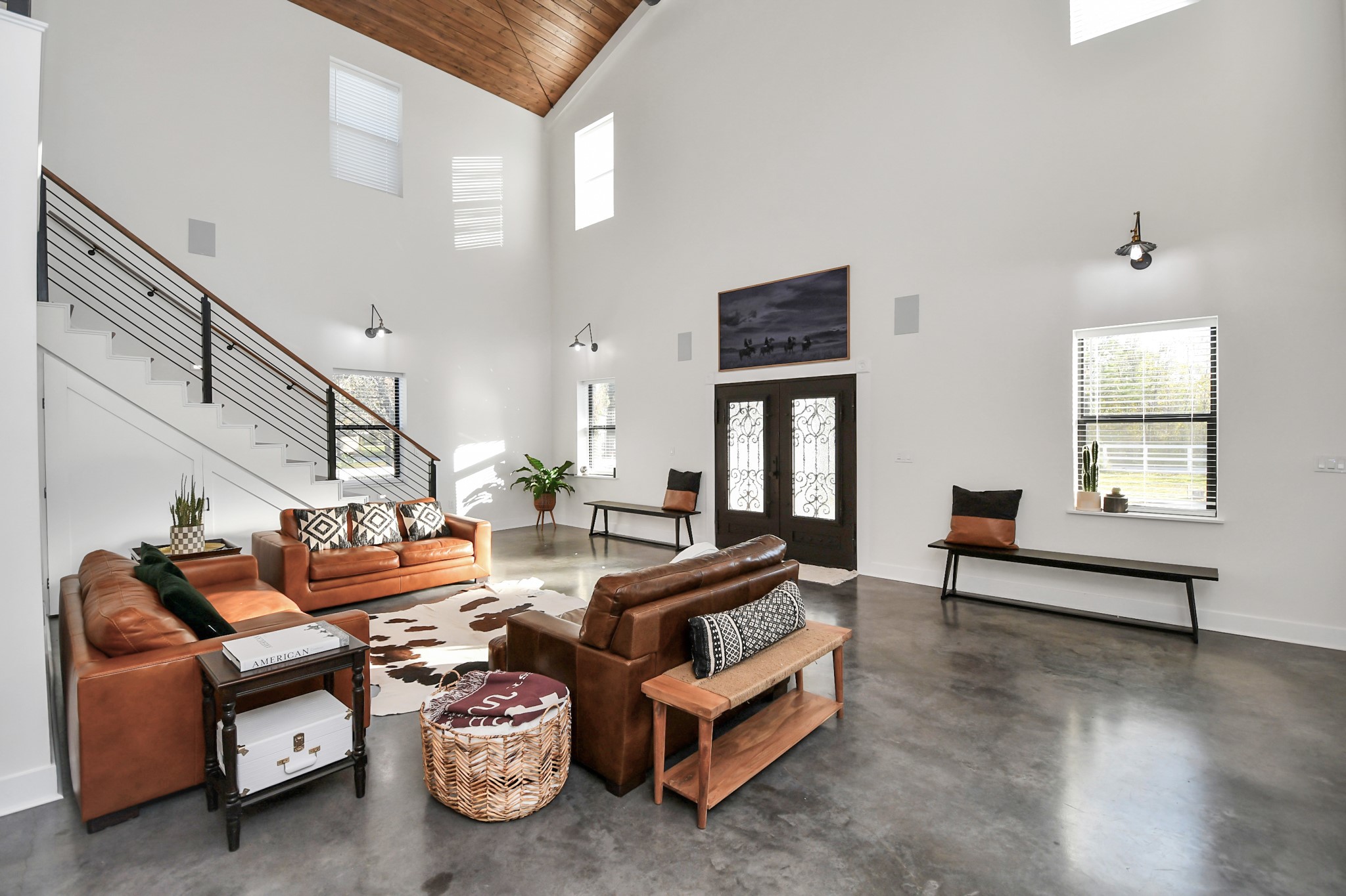 23058 Mills Road Property Photo 6