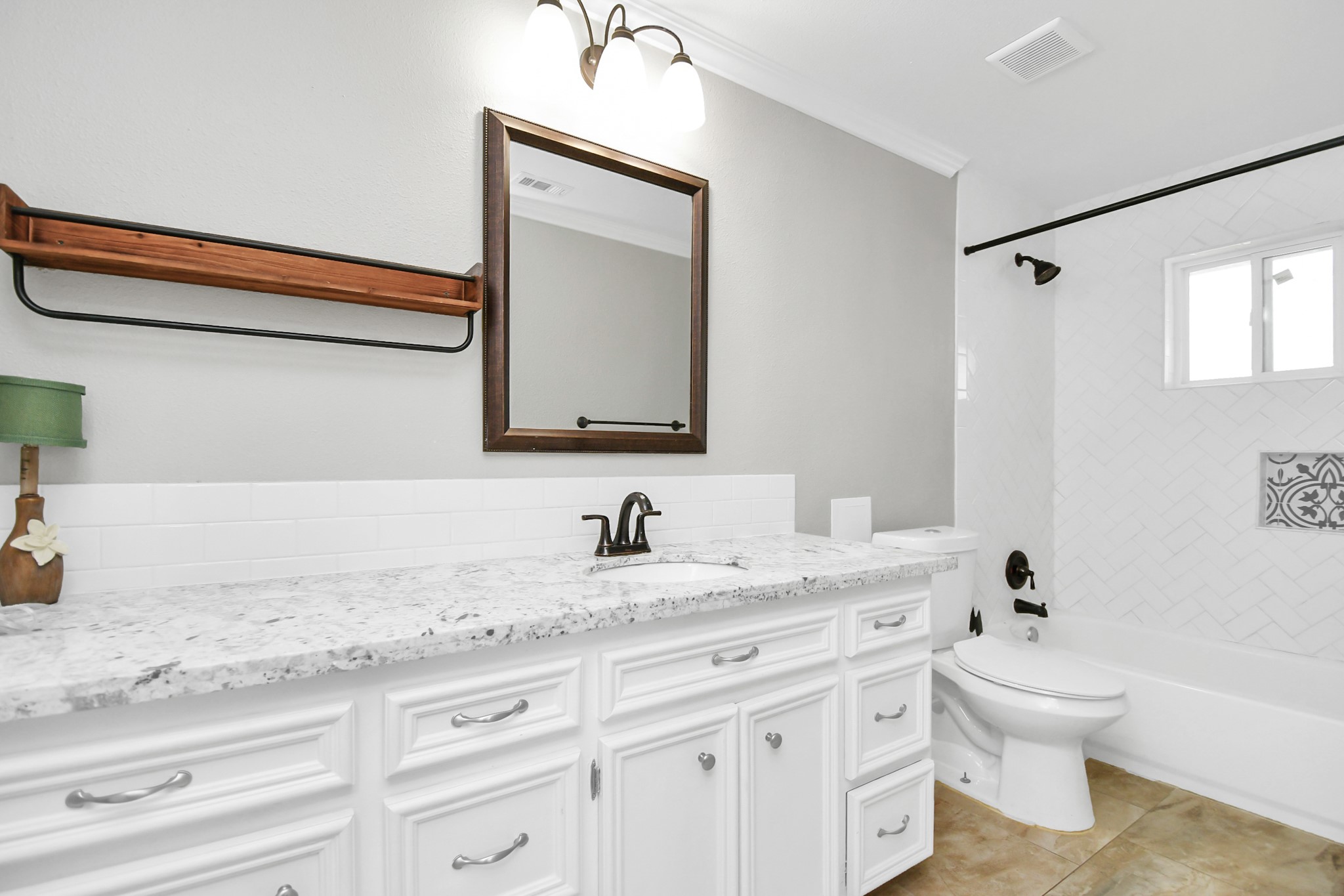 23058 Mills Road Property Photo 49
