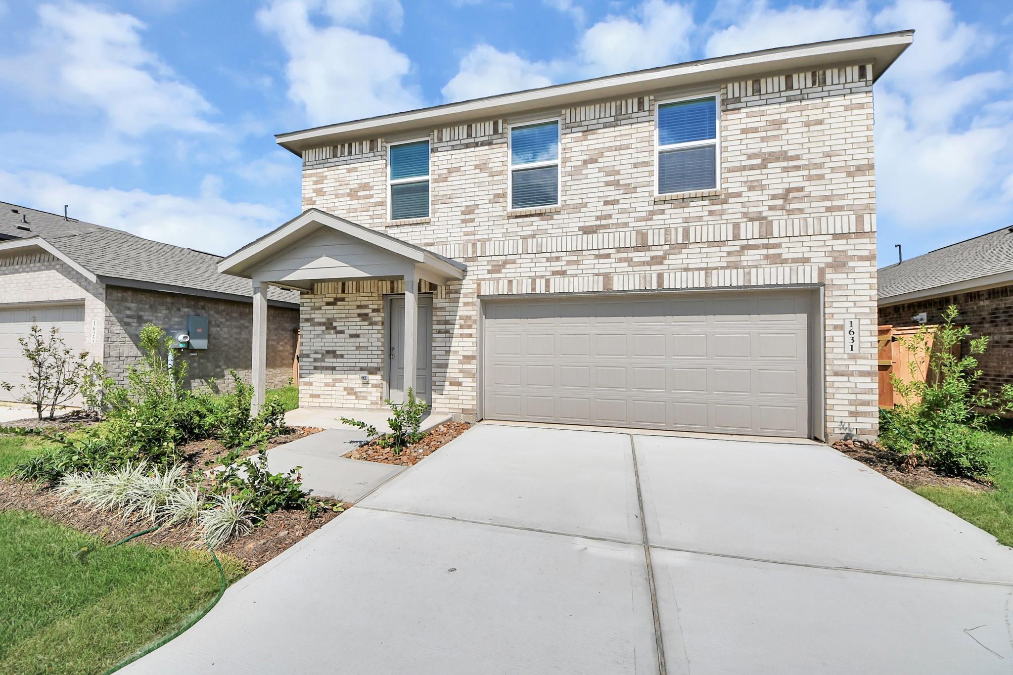 1631 Windrose Bend, Angleton TX 77515 Property Photo 1
