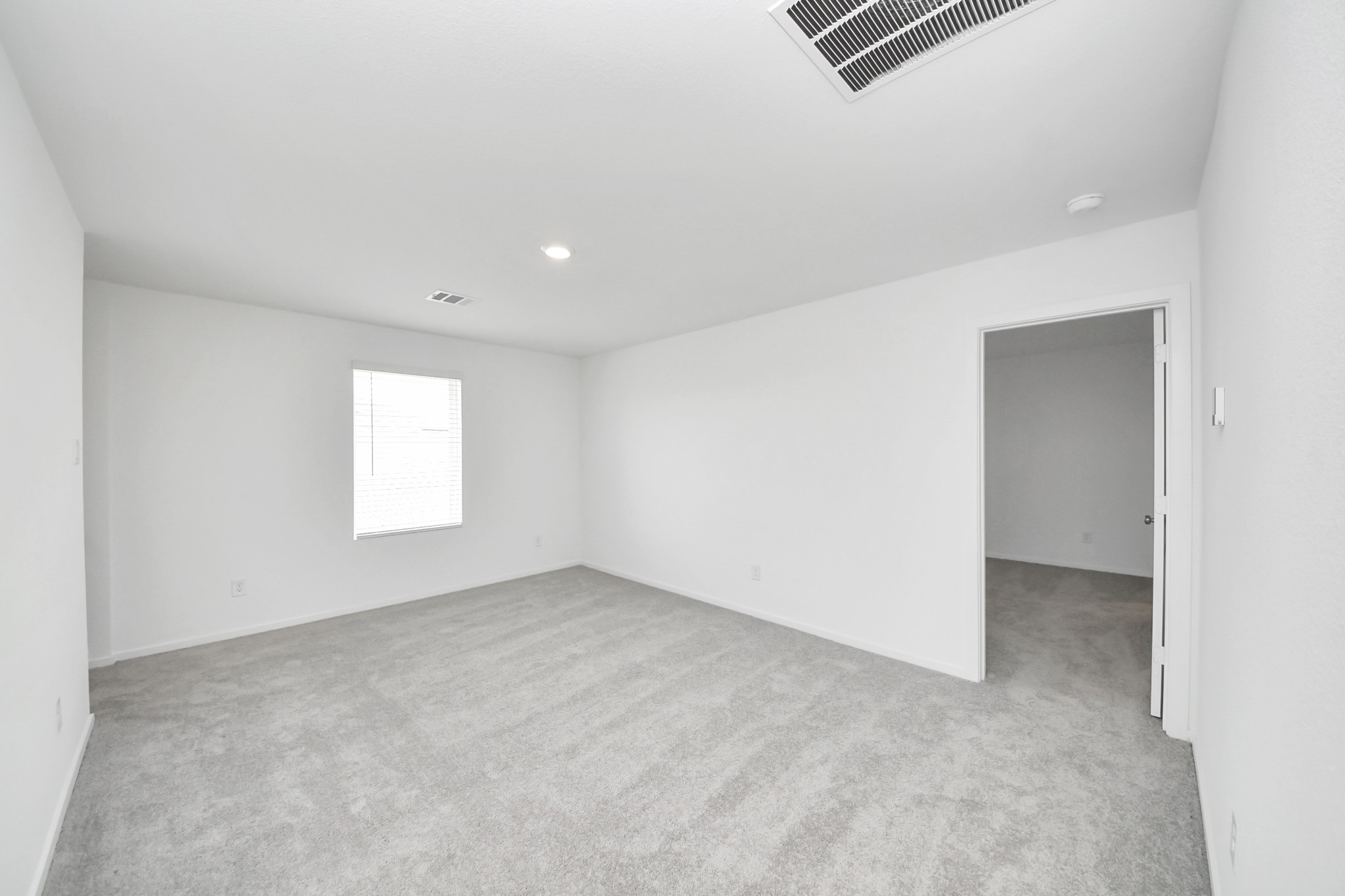 1631 Windrose Bend Property Photo 18