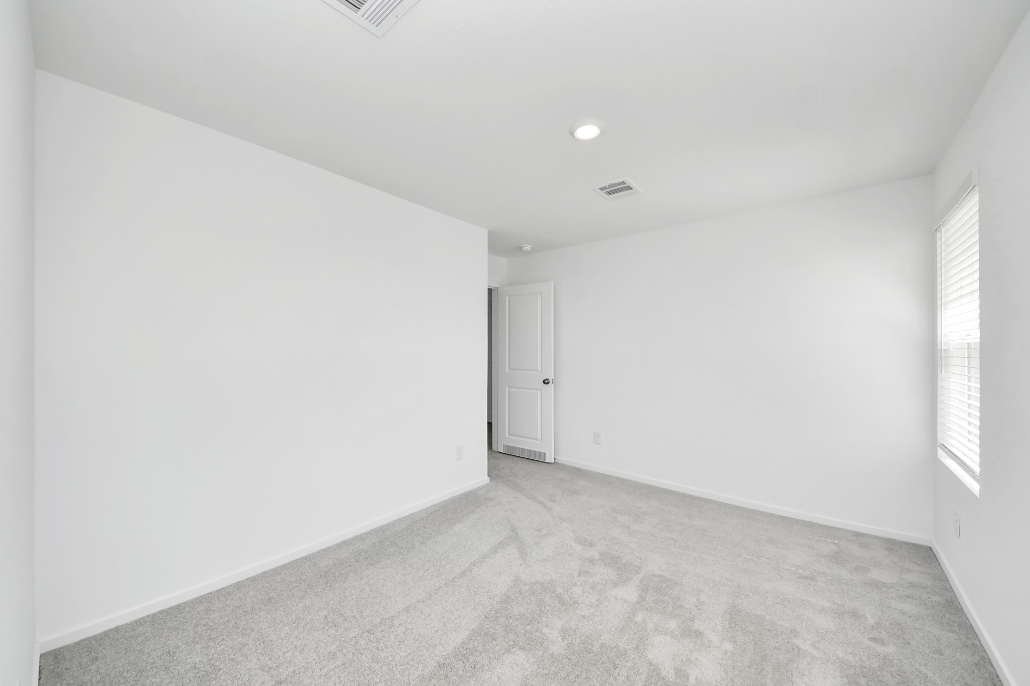1631 Windrose Bend Property Photo 35