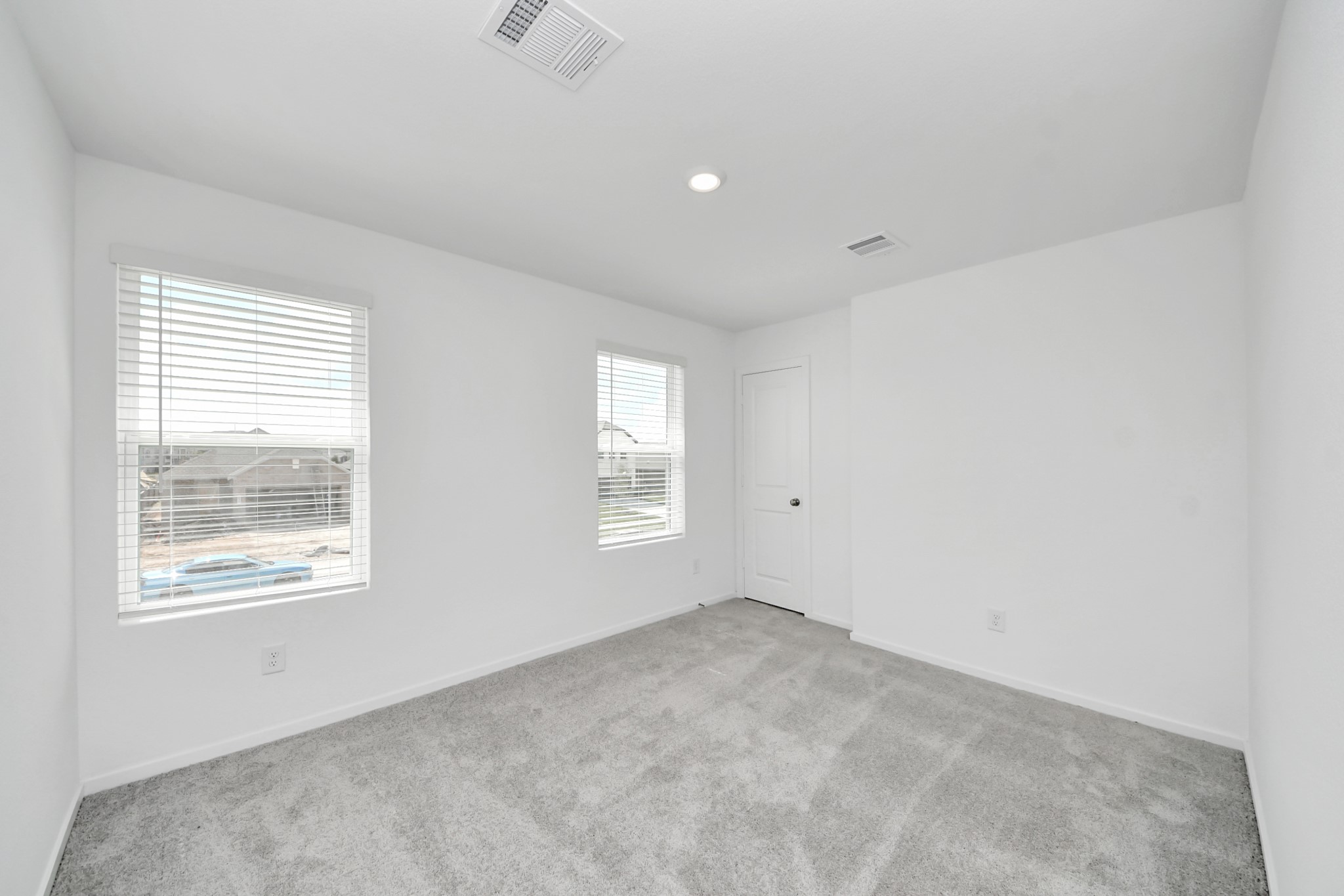 1631 Windrose Bend Property Photo 36