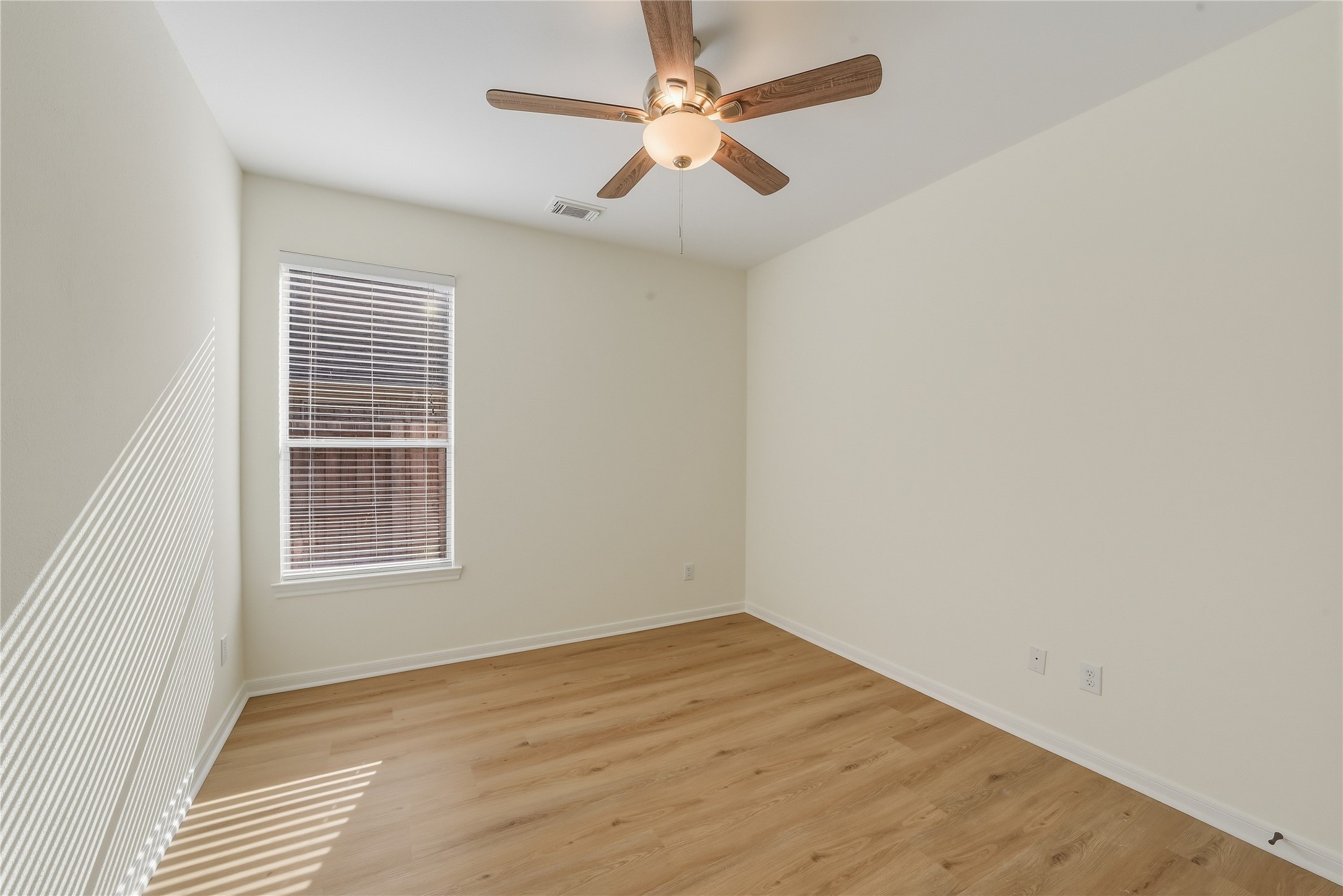 4702 Tremont Glen Lane Property Photo 32