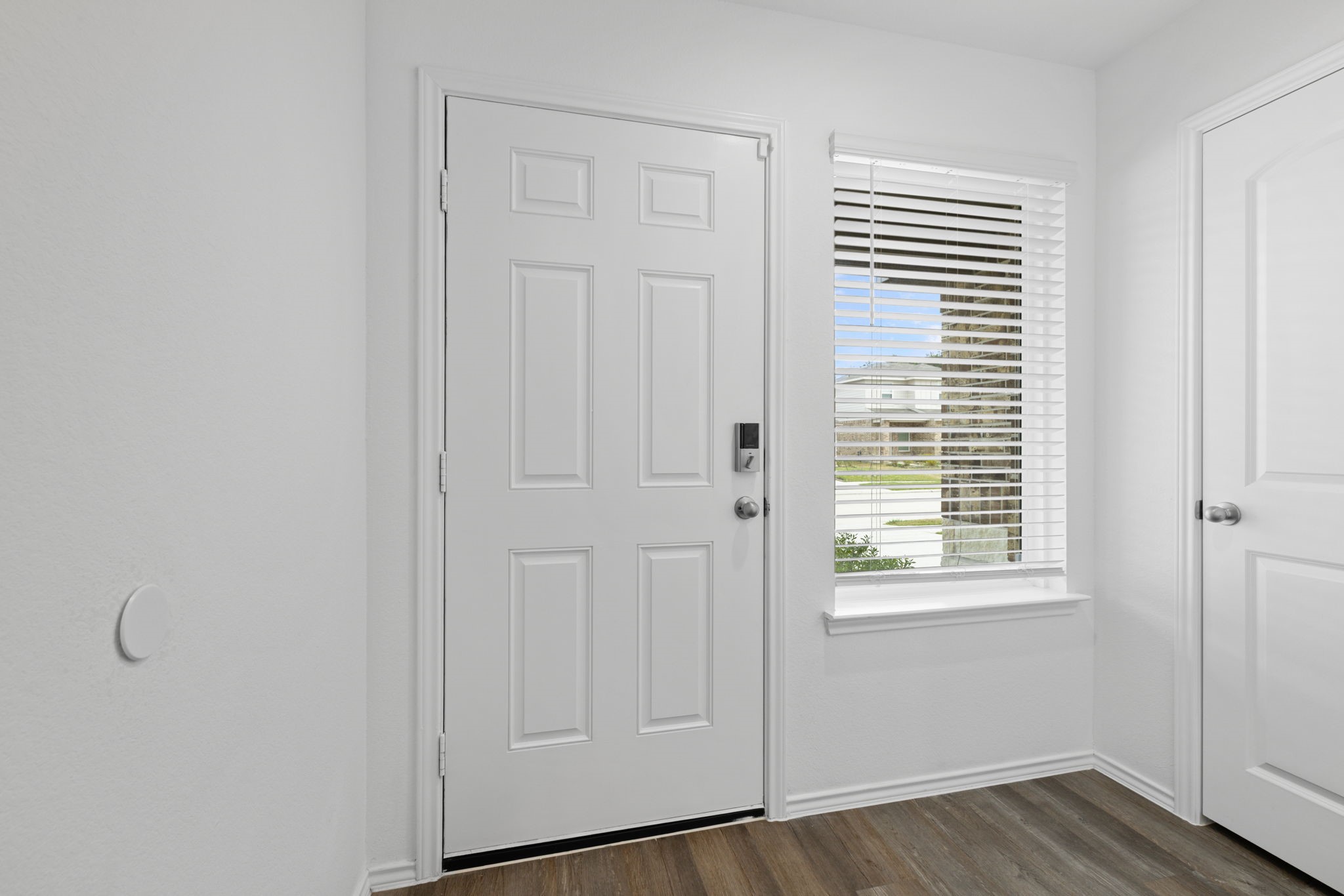 5710 Vintage Oakmont Drive Property Photo 2