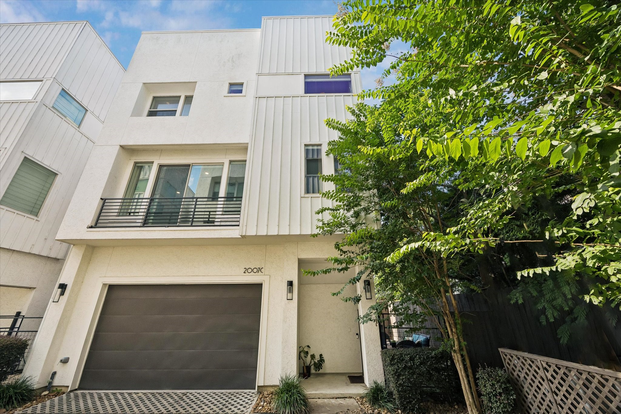 2007 Brun Street C Property Photo 1