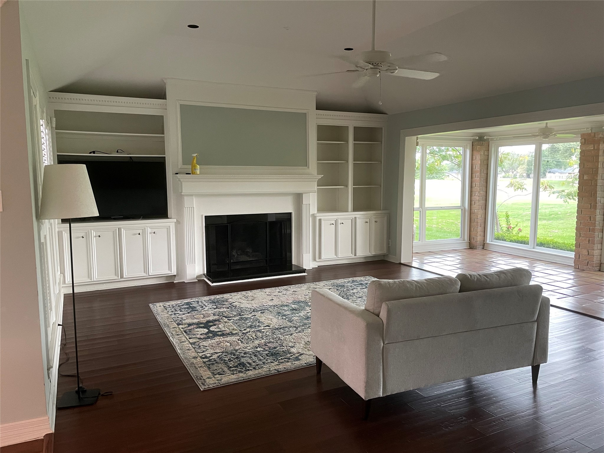 314 Fox Briar Lane Property Photo 3