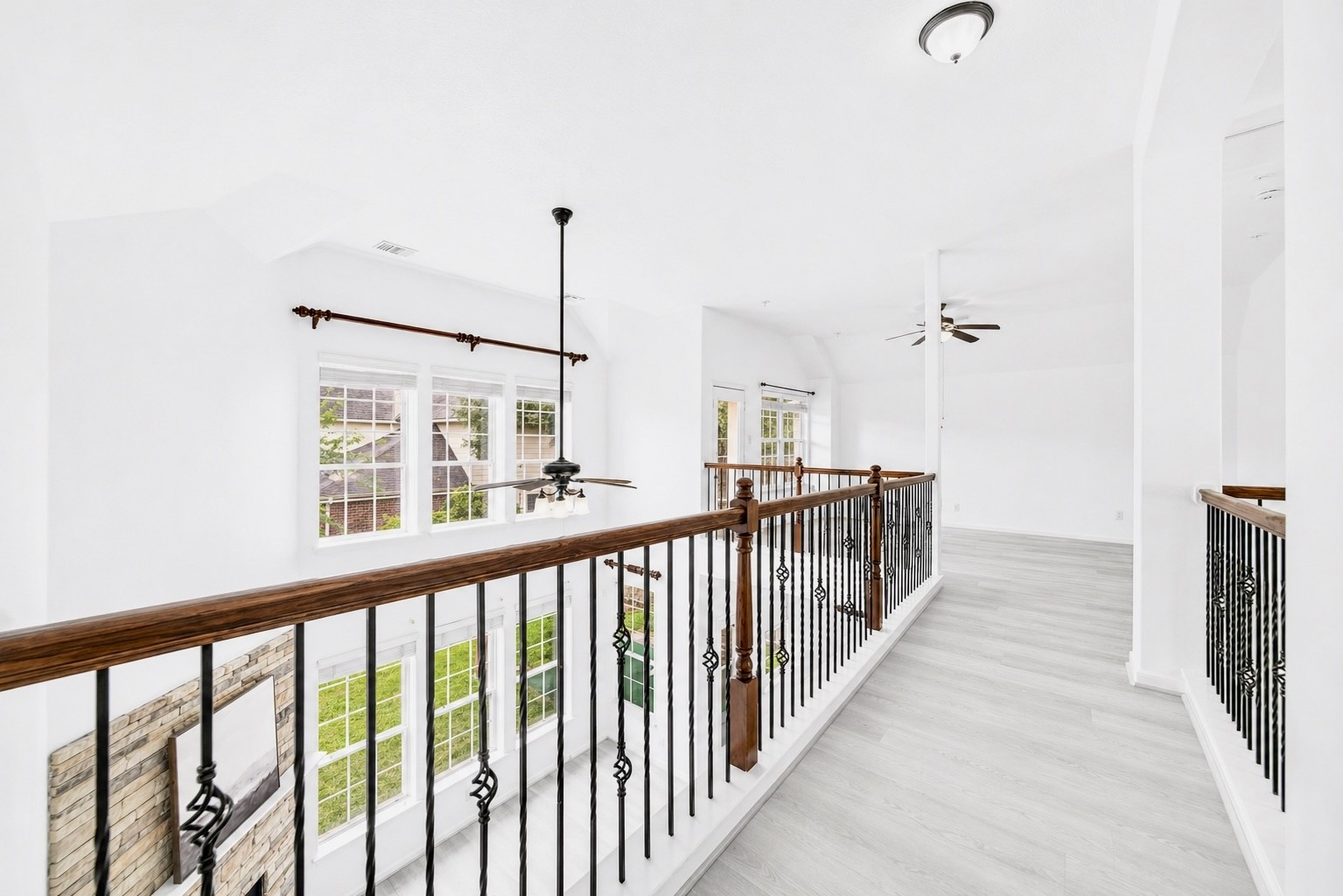 18431 W Laura Shore Drive Property Photo 25