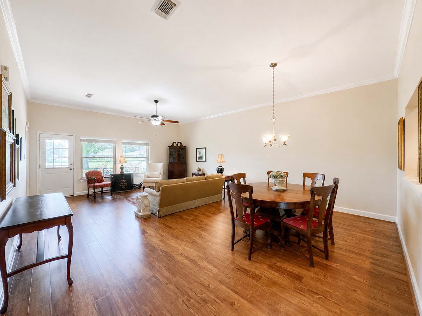 3530 Teakwood Lane Property Photo 9